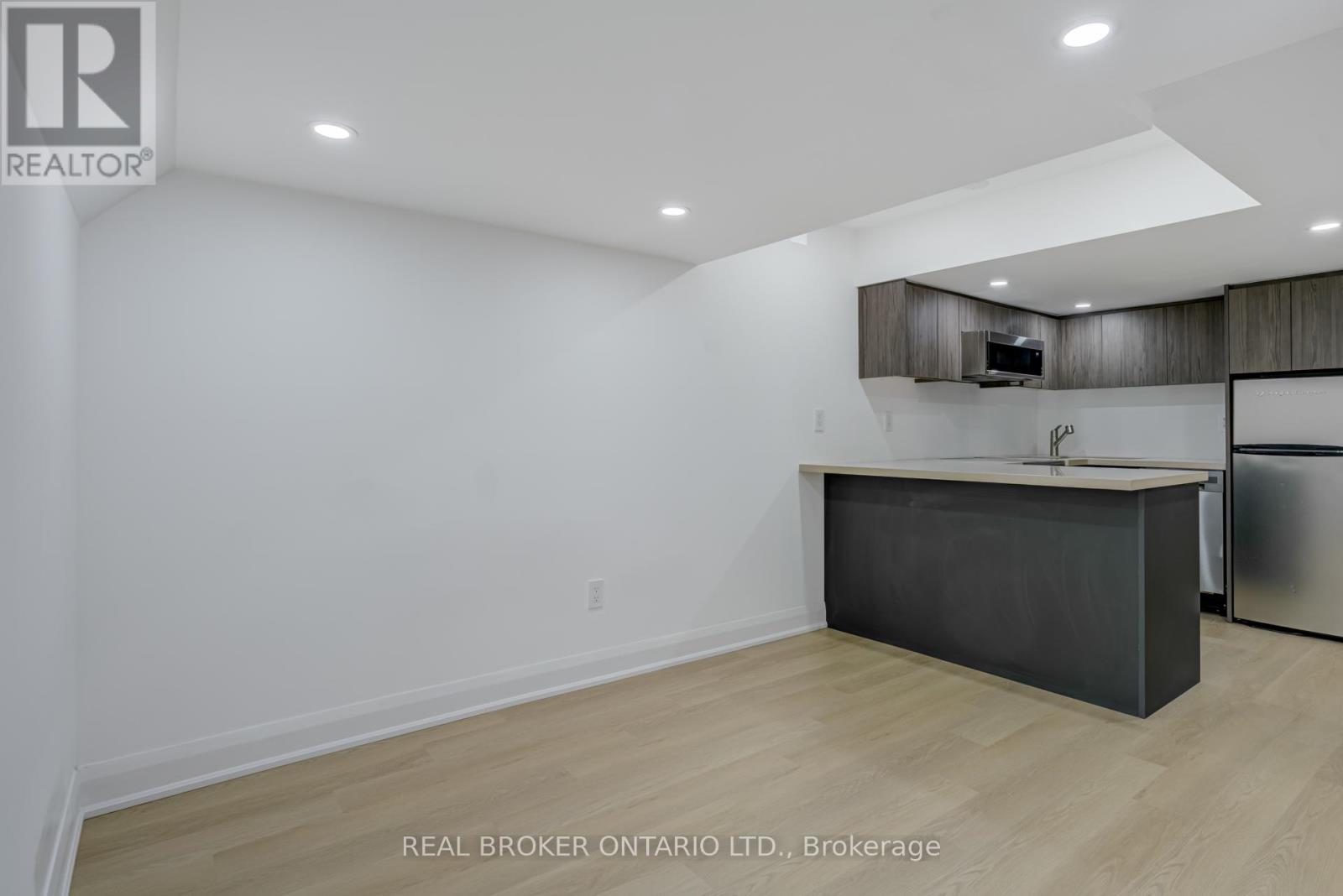 1371 Gull Crossing, Pickering, Ontario  L1W 1R8 - Photo 31 - E12841720