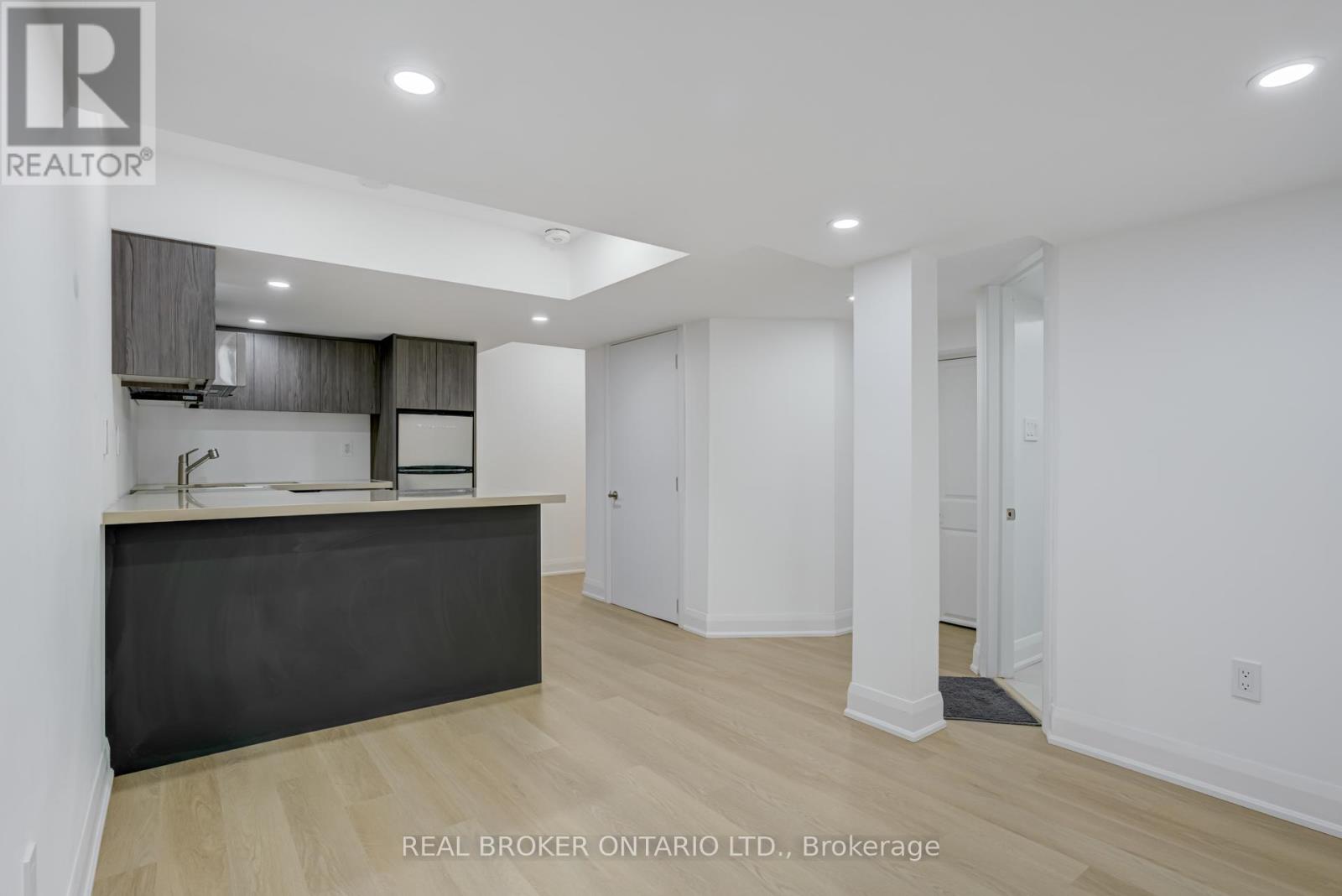 1371 Gull Crossing, Pickering, Ontario  L1W 1R8 - Photo 33 - E12841720