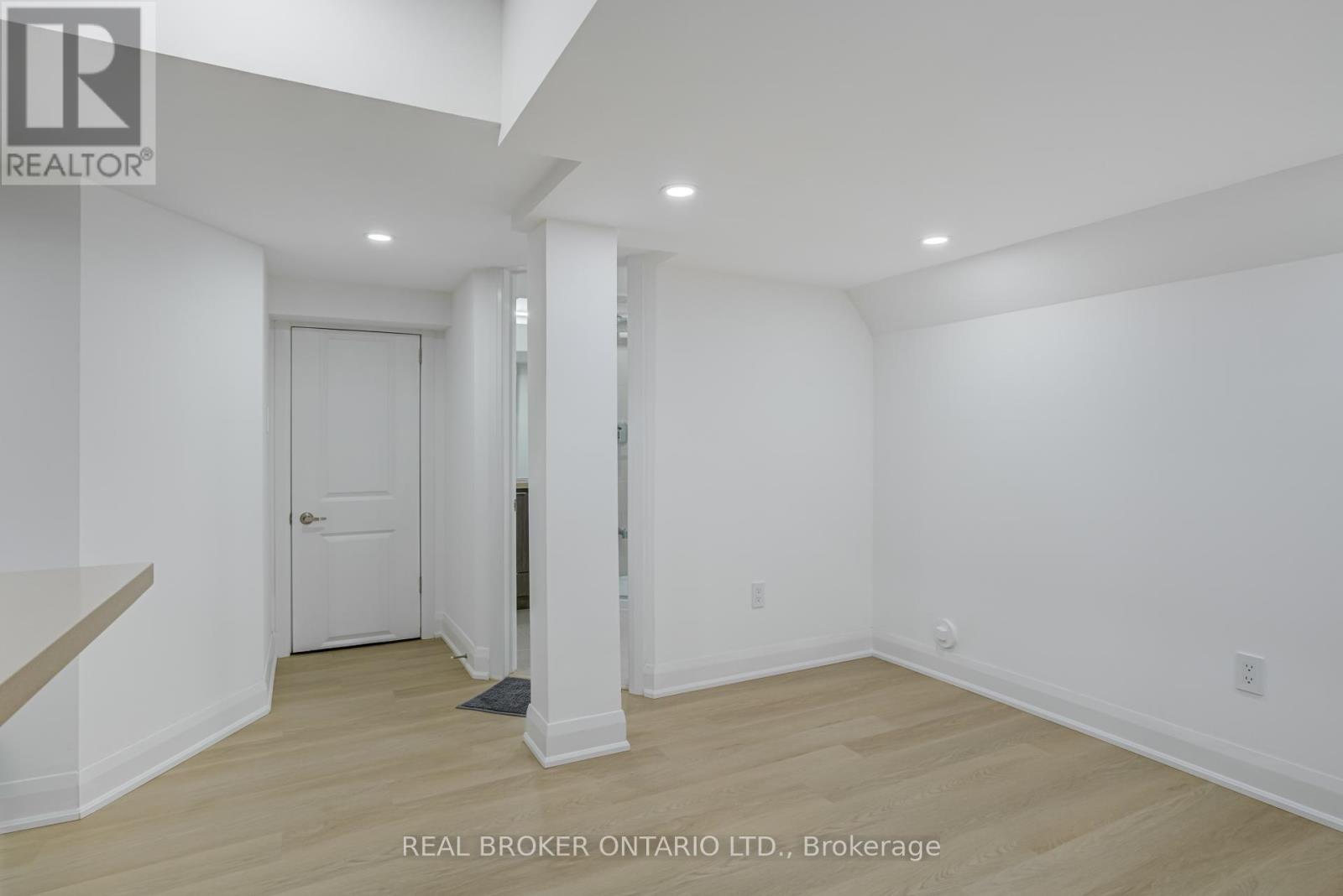 1371 Gull Crossing, Pickering, Ontario  L1W 1R8 - Photo 35 - E12841720