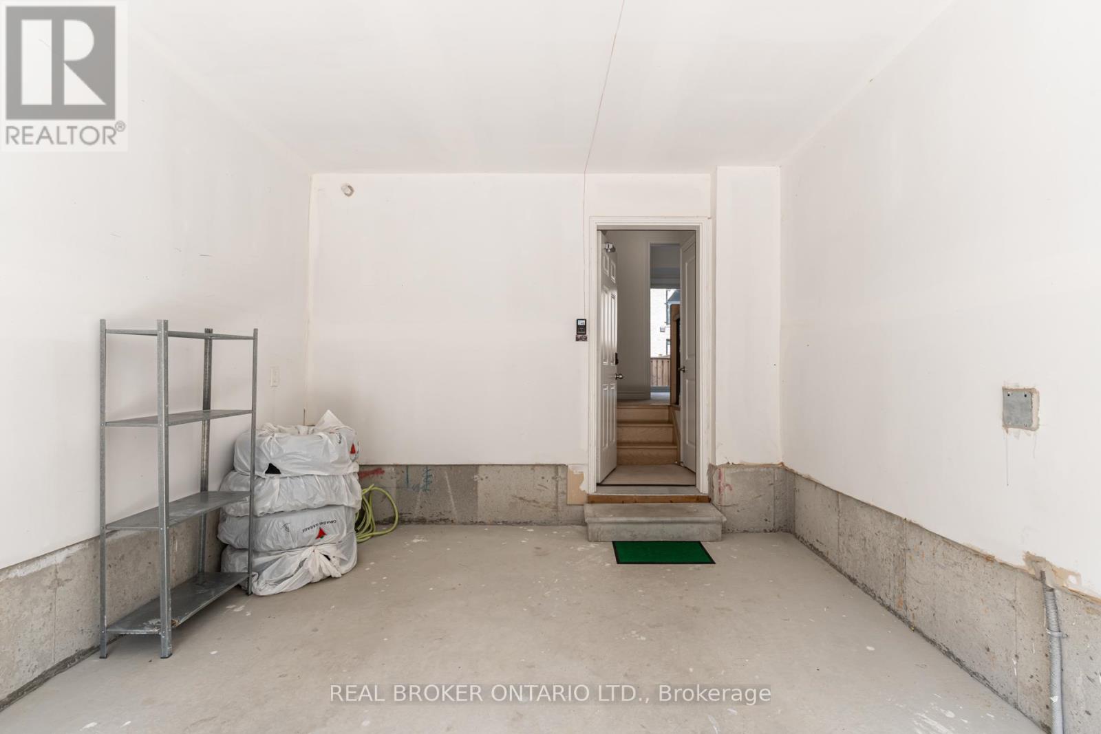 1371 Gull Crossing, Pickering, Ontario  L1W 1R8 - Photo 4 - E12841720