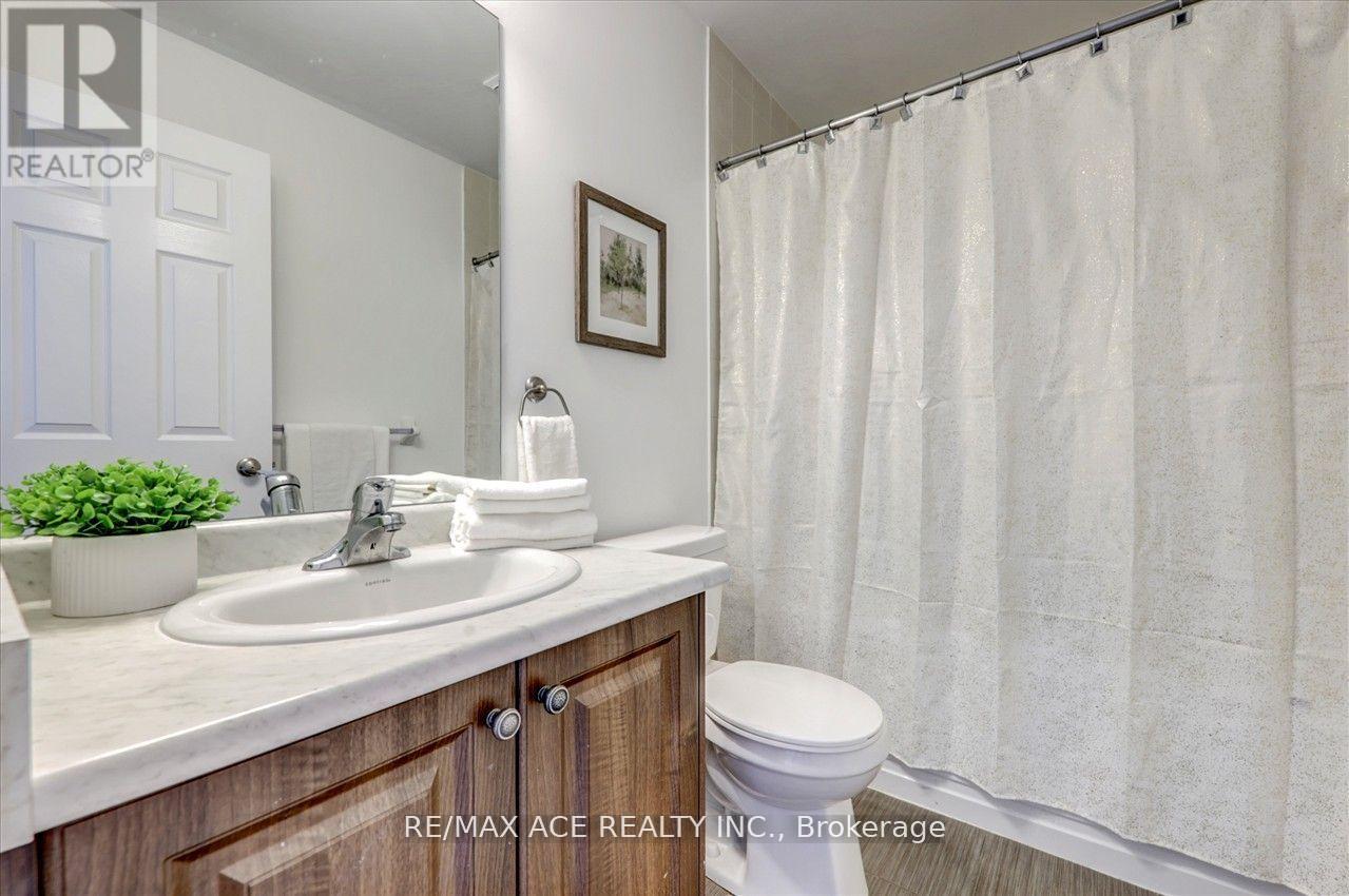 43 Kawneer Terrace, Toronto, Ontario  M1P 0C2 - Photo 26 - E12841746