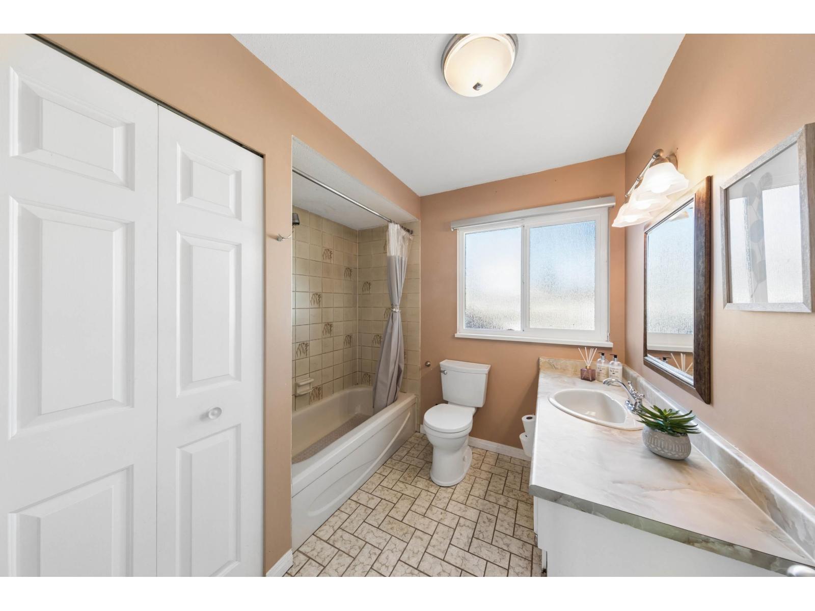 15440 95a Avenue, Surrey, British Columbia  V3R 7S7 - Photo 26 - R3091969