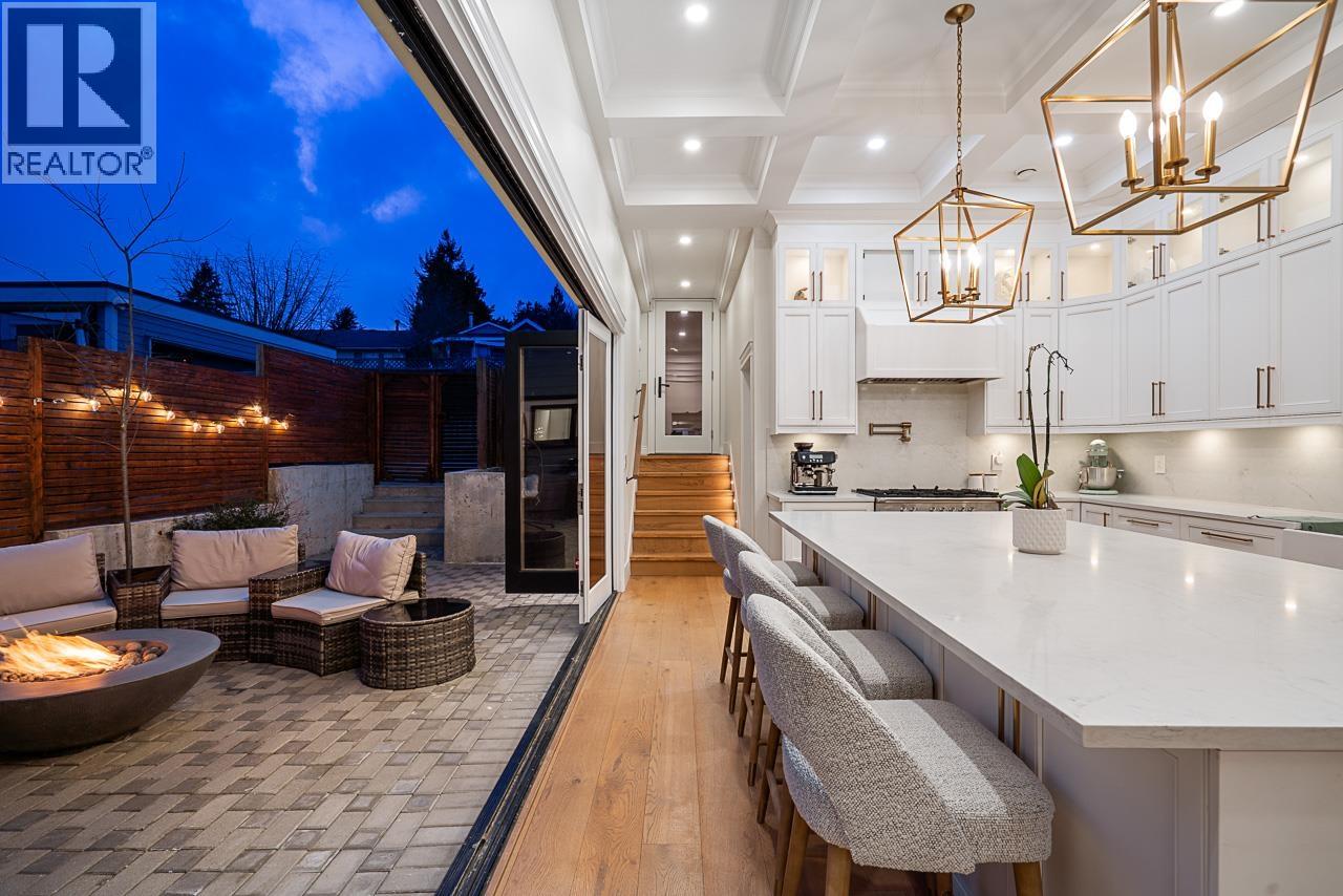 1407 Sixth Avenue, New Westminster, British Columbia  V3M 2C5 - Photo 10 - R3095546