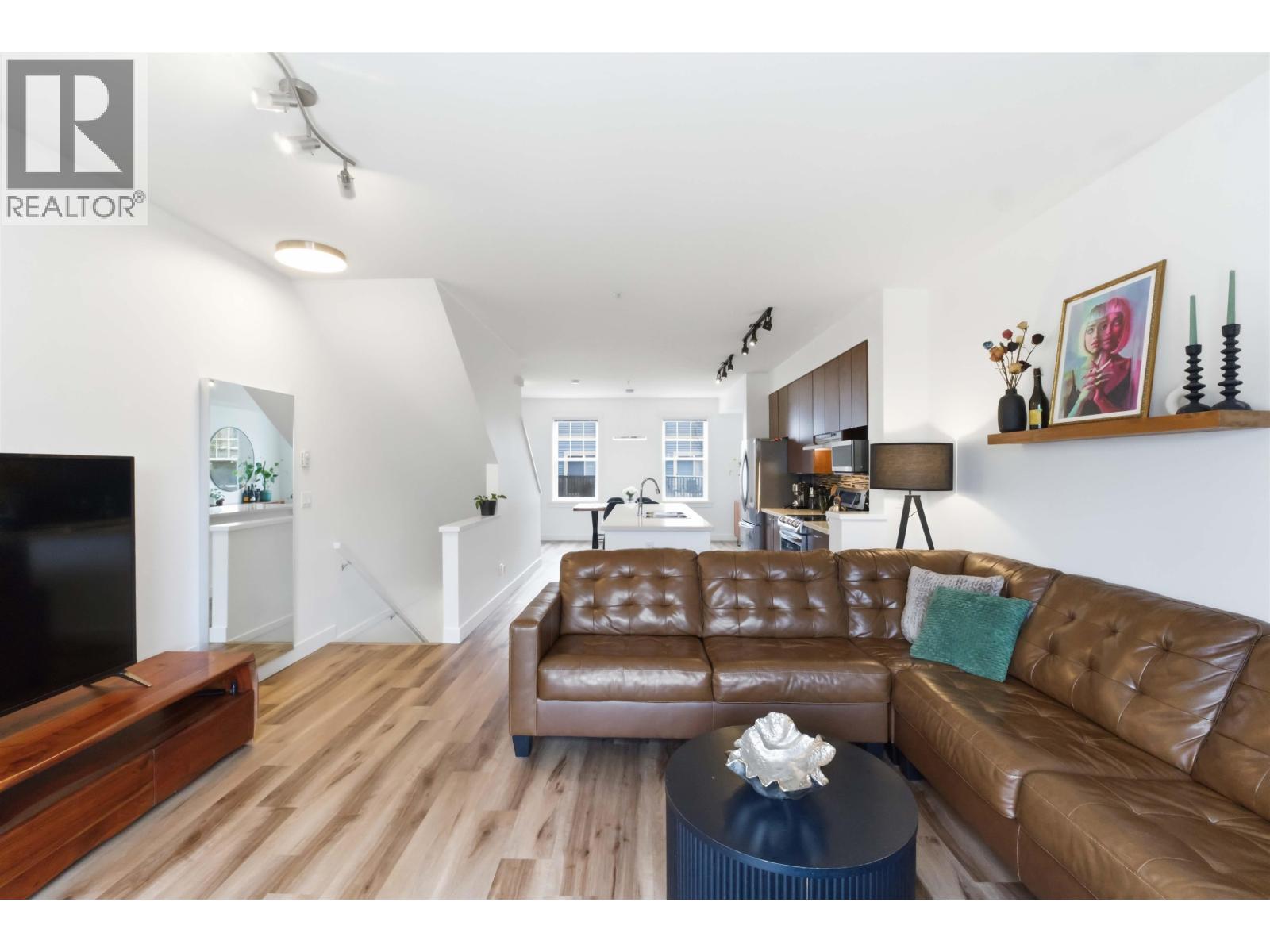 18 19572 Fraser Way, Pitt Meadows, British Columbia  V3Y 0A9 - Photo 3 - R3094535