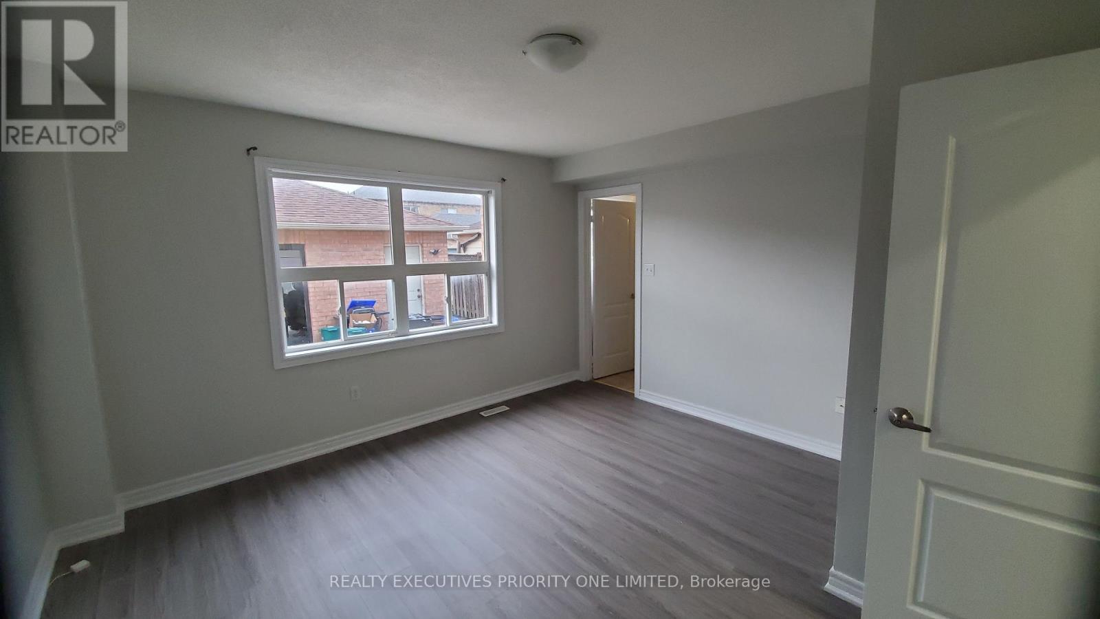 Main Floor - 18 Ed Quigg Way, Vaughan, Ontario  L4H 2S2 - Photo 12 - N12841698