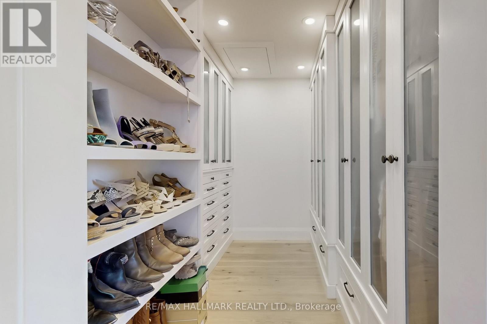 1135 Cenotaph Boulevard, Newmarket, Ontario  L3X 0A7 - Photo 20 - N12841760