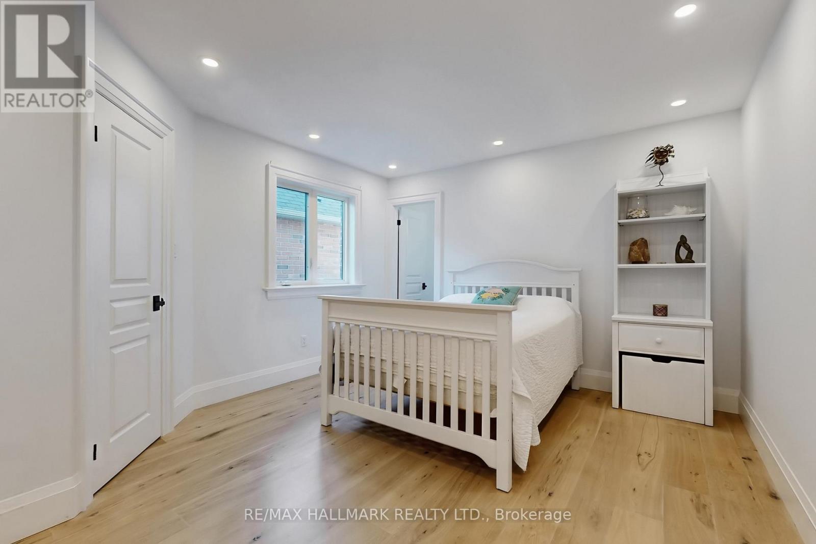 1135 Cenotaph Boulevard, Newmarket, Ontario  L3X 0A7 - Photo 23 - N12841760