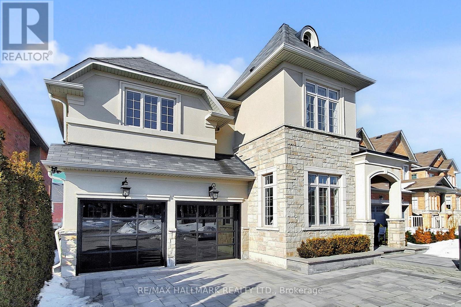 1135 Cenotaph Boulevard, Newmarket, Ontario  L3X 0A7 - Photo 42 - N12841760