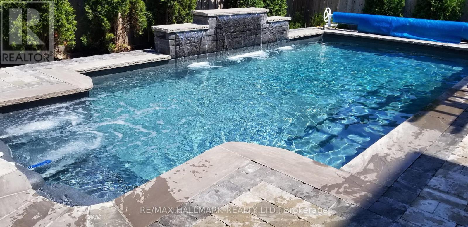 1135 Cenotaph Boulevard, Newmarket, Ontario  L3X 0A7 - Photo 46 - N12841760