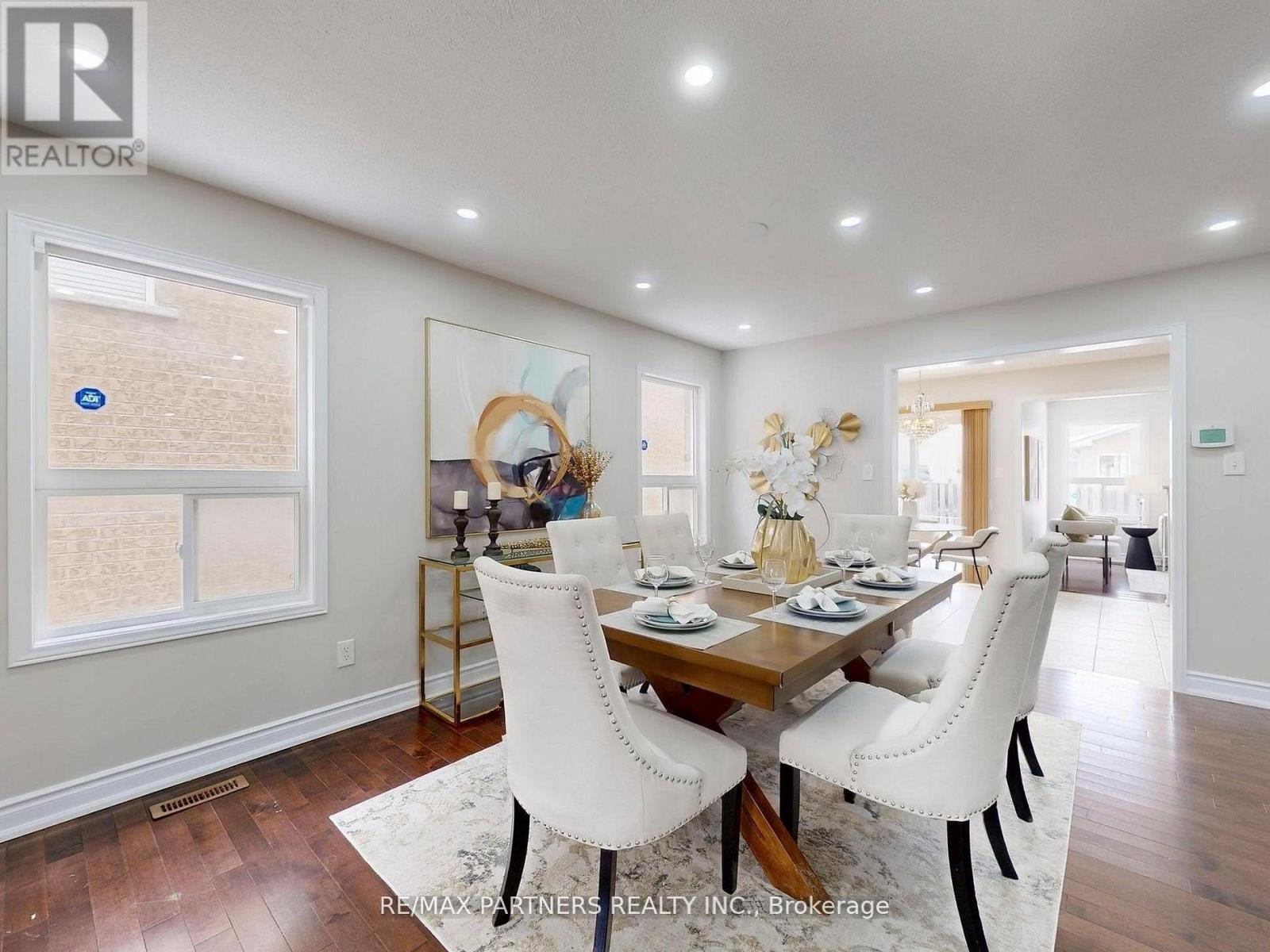 49 Charles Sturdy Road, Markham, Ontario  L6C 3E8 - Photo 16 - N12841784