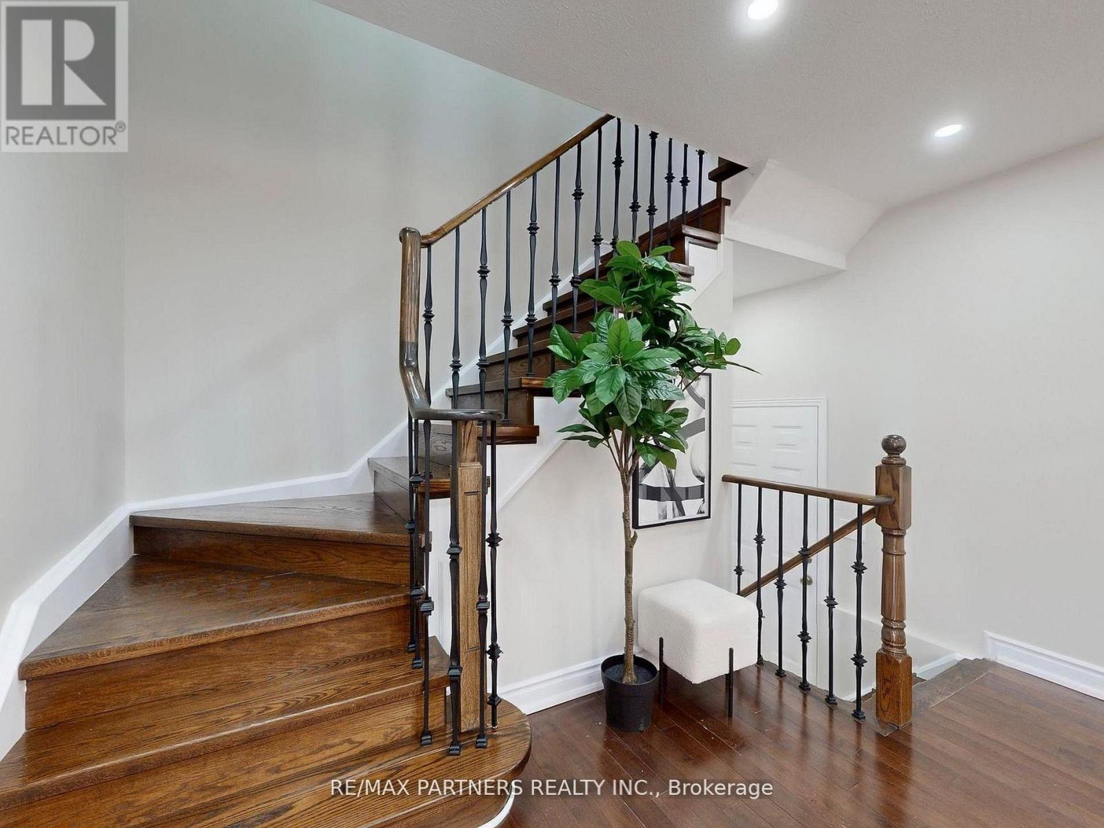 49 Charles Sturdy Road, Markham, Ontario  L6C 3E8 - Photo 25 - N12841784