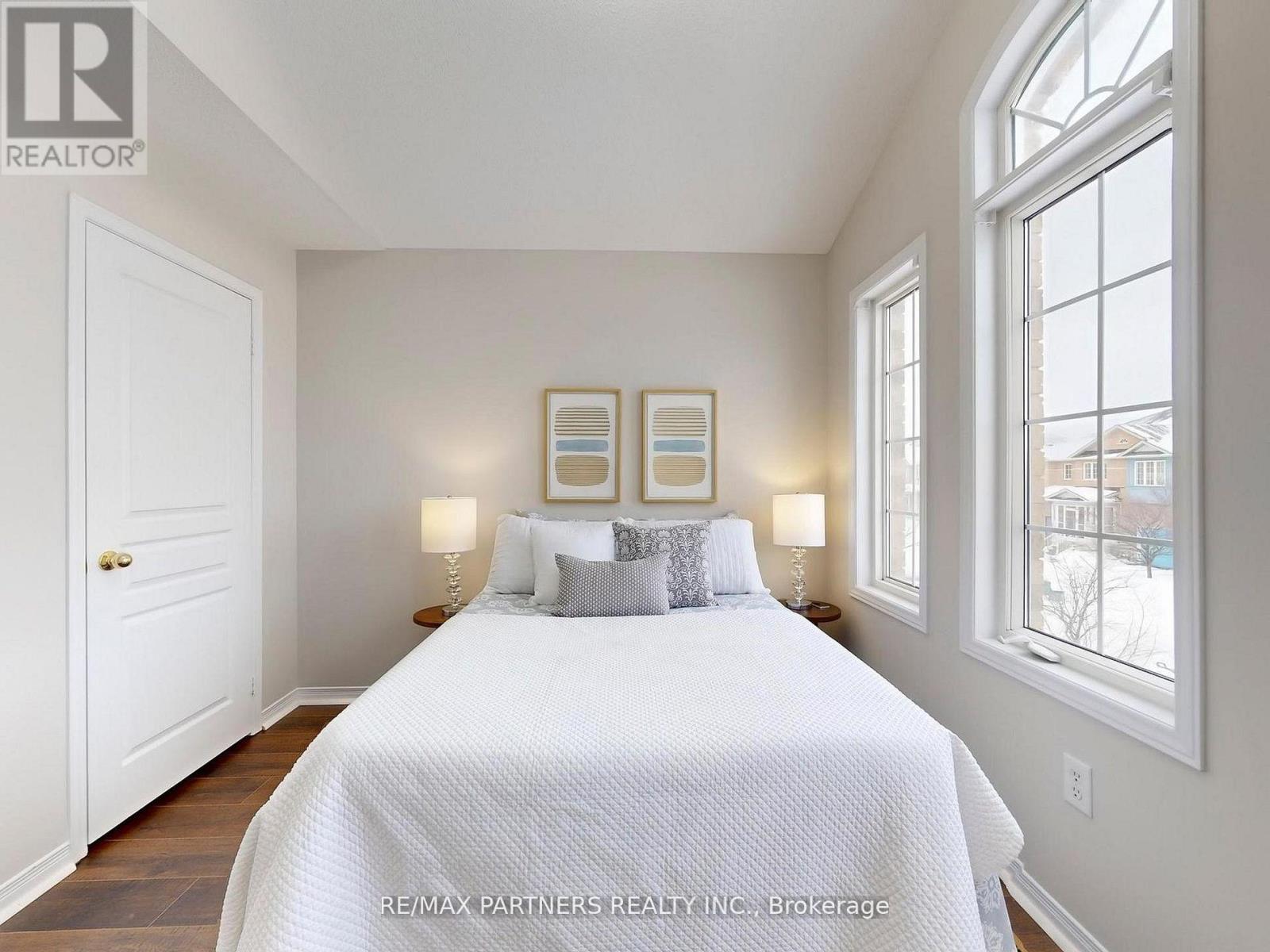 49 Charles Sturdy Road, Markham, Ontario  L6C 3E8 - Photo 36 - N12841784