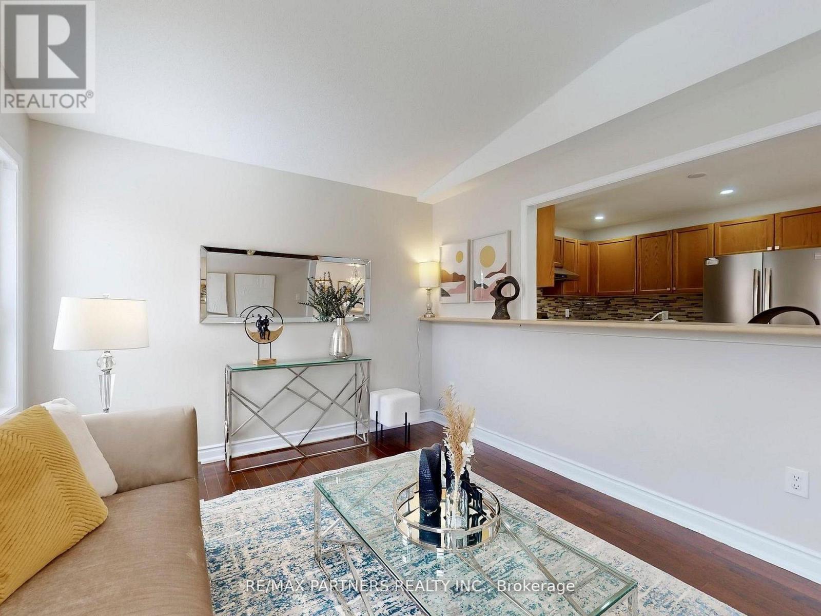 49 Charles Sturdy Road, Markham, Ontario  L6C 3E8 - Photo 6 - N12841784