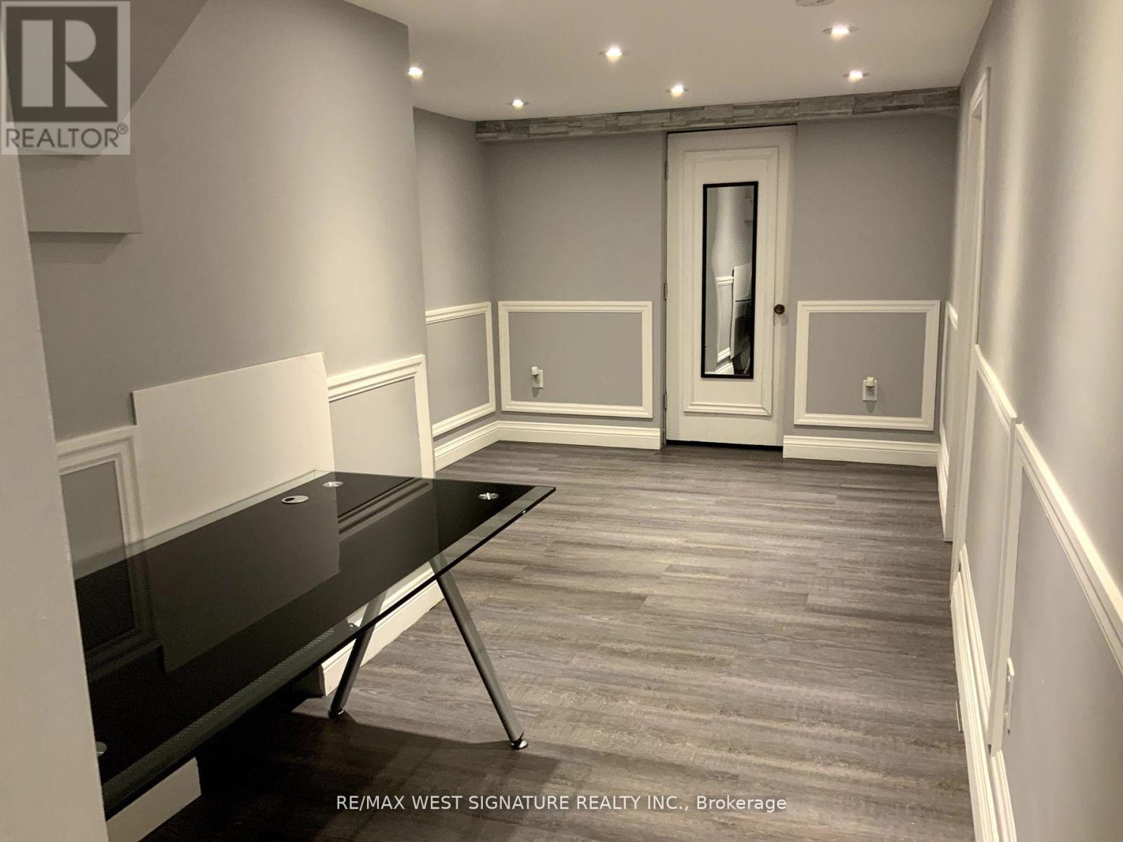 Bsmt - 39 Ellis Avenue, King, Ontario  L0G 1N0 - Photo 9 - N12841256