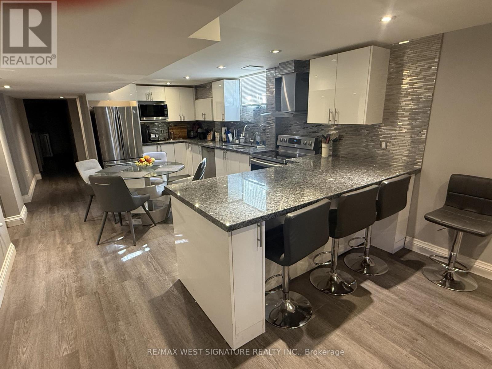 Bsmt - 39 Ellis Avenue, King, Ontario  L0G 1N0 - Photo 8 - N12841256