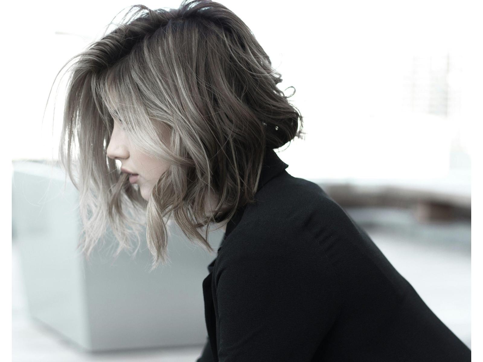 10153 KING GEORGE BOULEVARD, Surrey, British Columbia