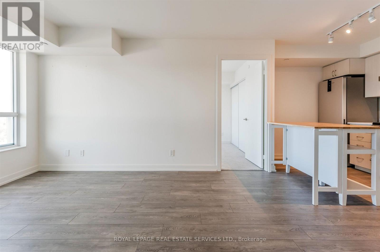 1907 - 10 Wilby Crescent, Toronto, Ontario  M9N 0B6 - Photo 13 - W12841668