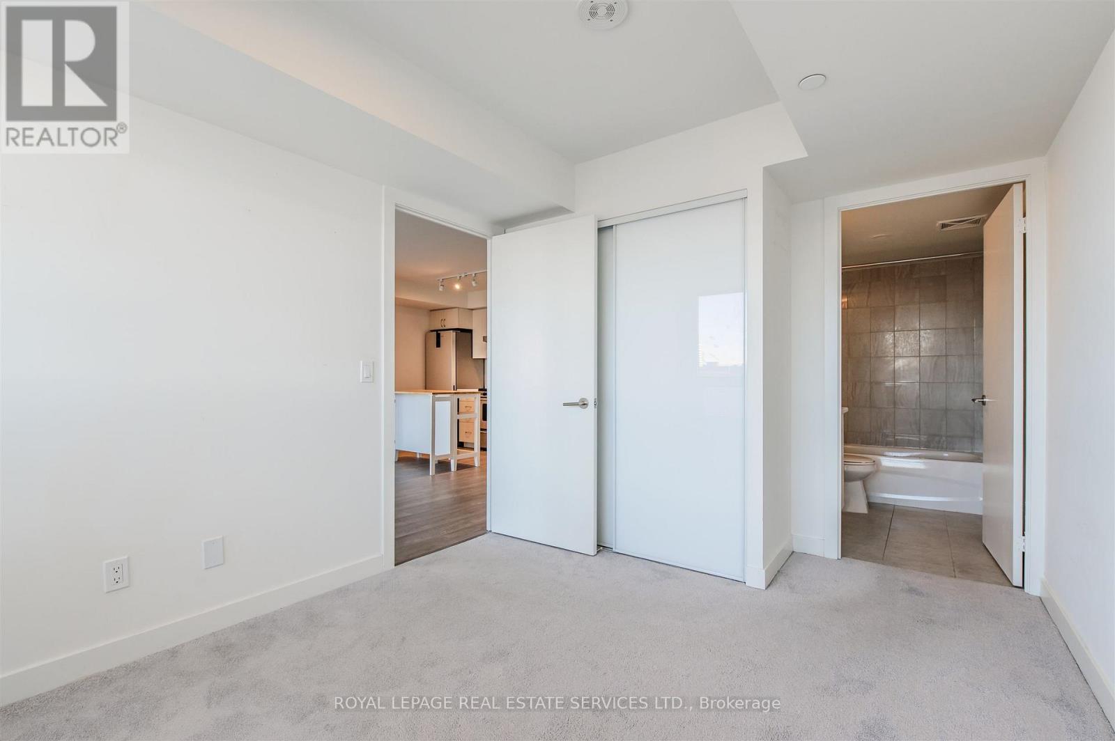 1907 - 10 Wilby Crescent, Toronto, Ontario  M9N 0B6 - Photo 18 - W12841668