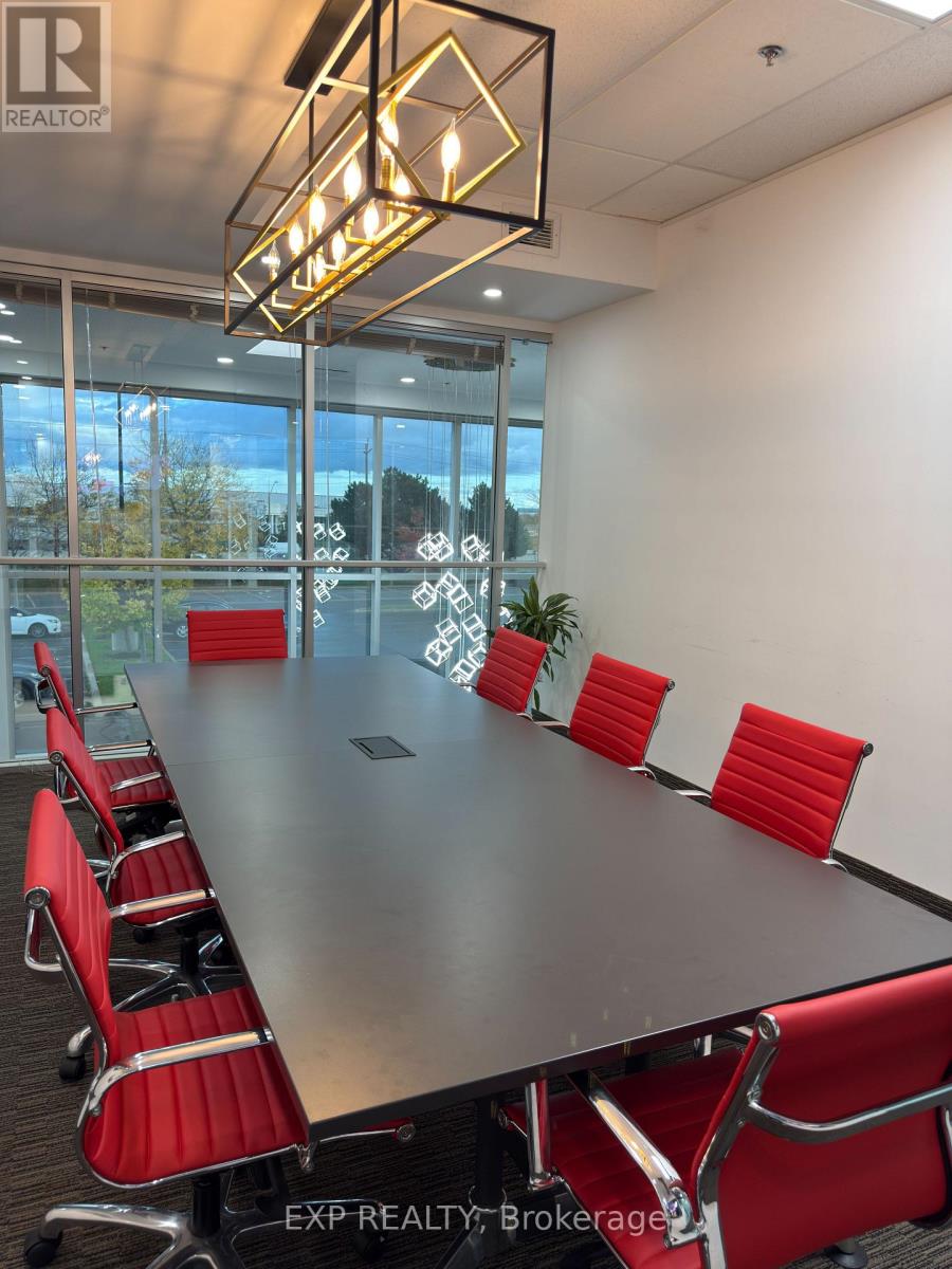 17 - 1075 North Service Road W, Oakville, Ontario  L6M 2G2 - Photo 17 - W12841706