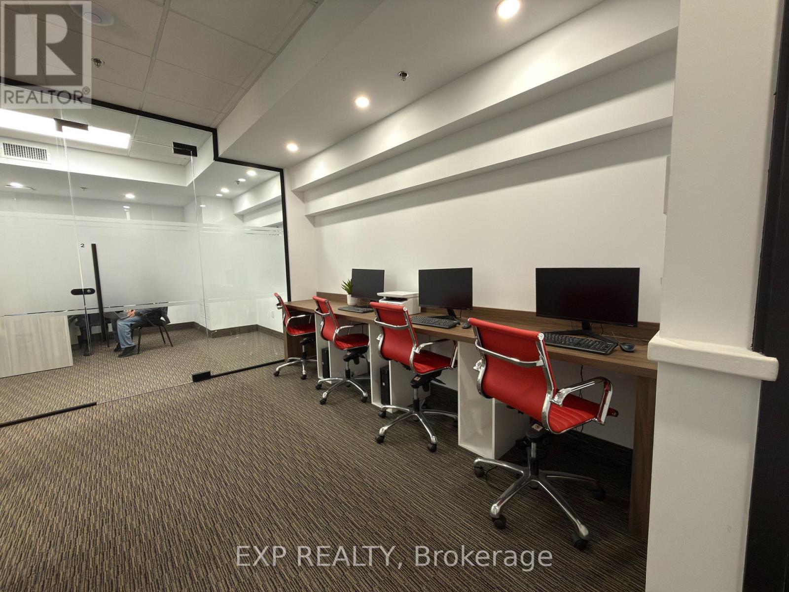 17 - 1075 North Service Road W, Oakville, Ontario  L6M 2G2 - Photo 21 - W12841706