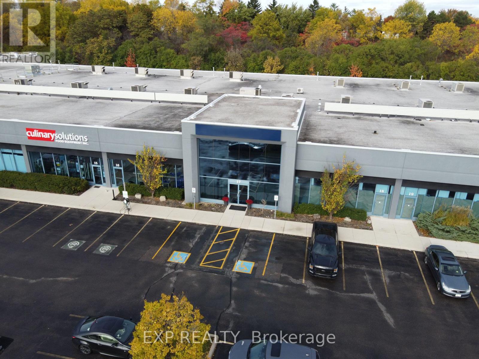 17 - 1075 North Service Road W, Oakville, Ontario  L6M 2G2 - Photo 3 - W12841706