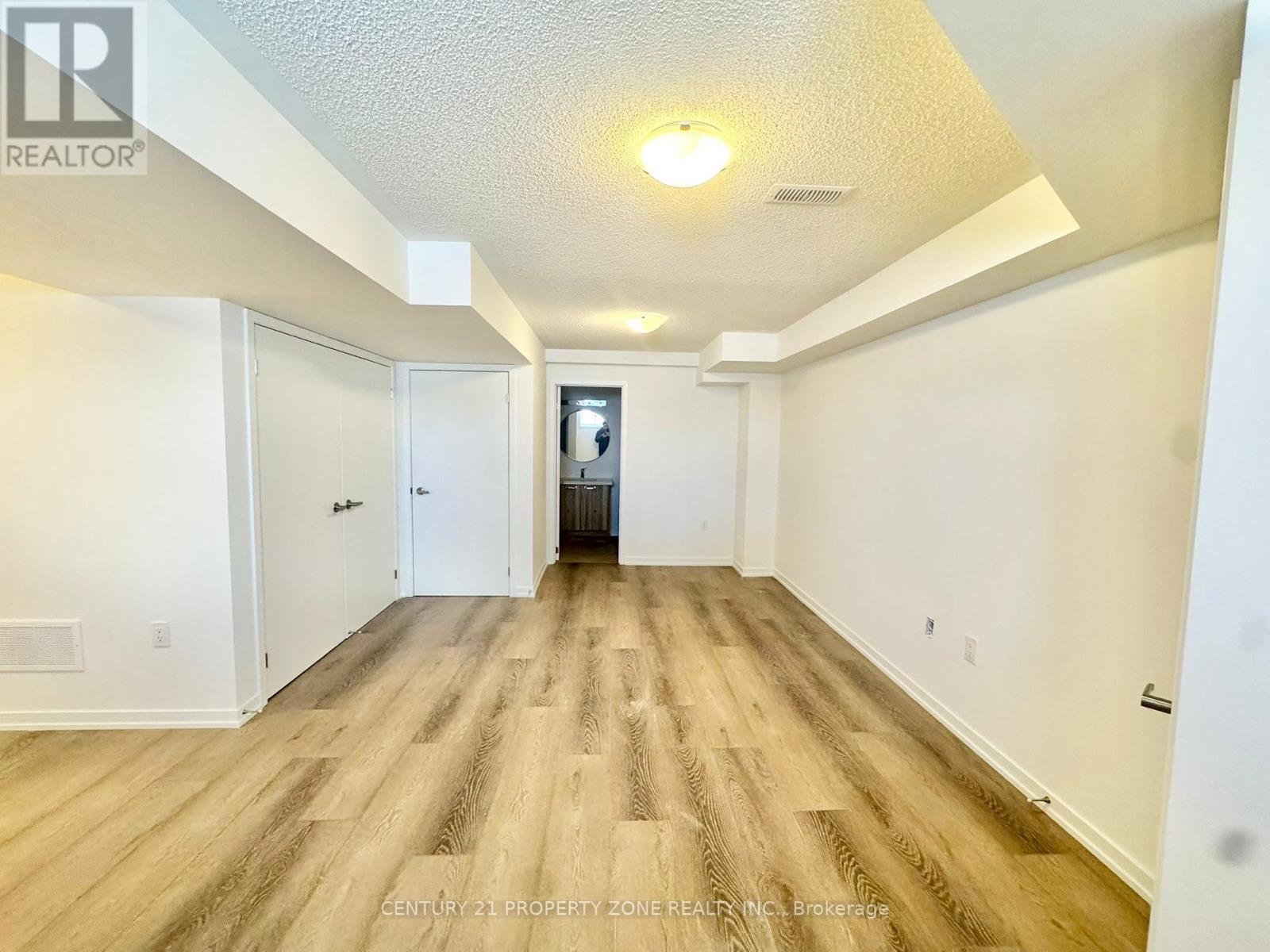 39 Kingbird Common, Cambridge, Ontario  N1R 5S2 - Photo 10 - X12841680