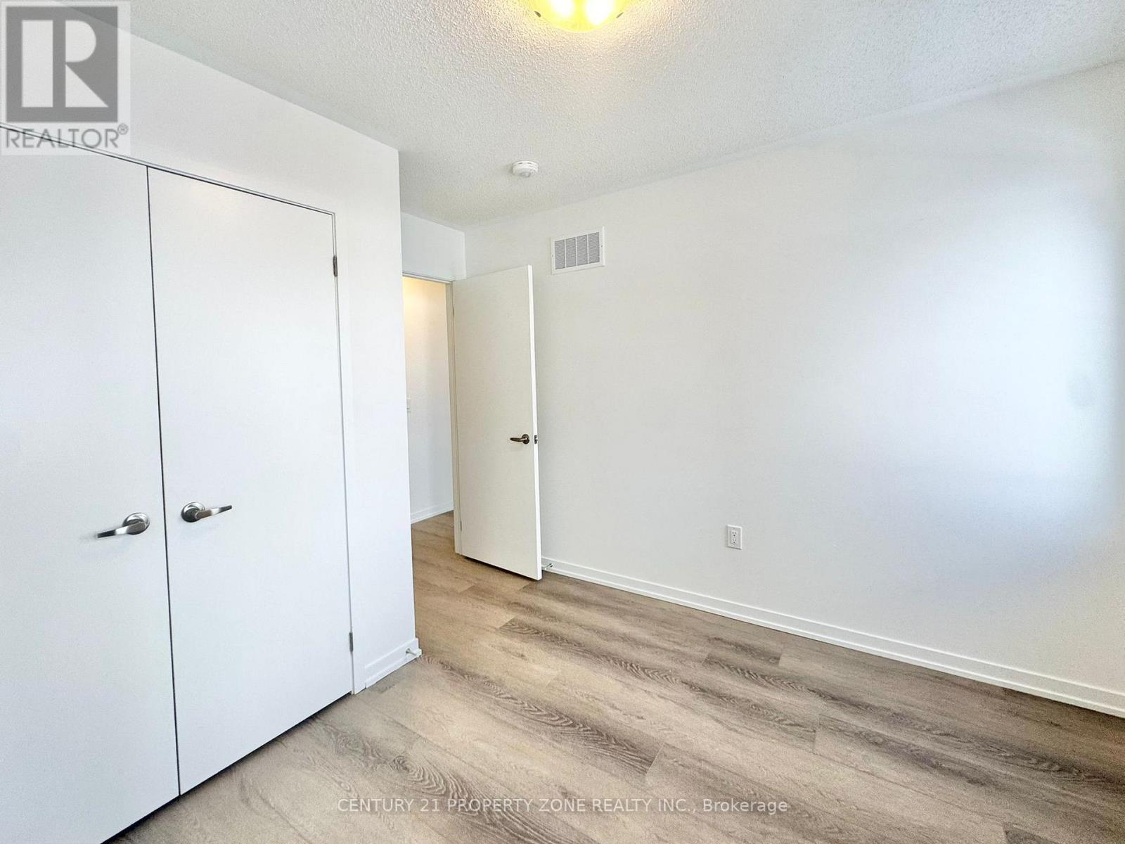 39 Kingbird Common, Cambridge, Ontario  N1R 5S2 - Photo 16 - X12841680