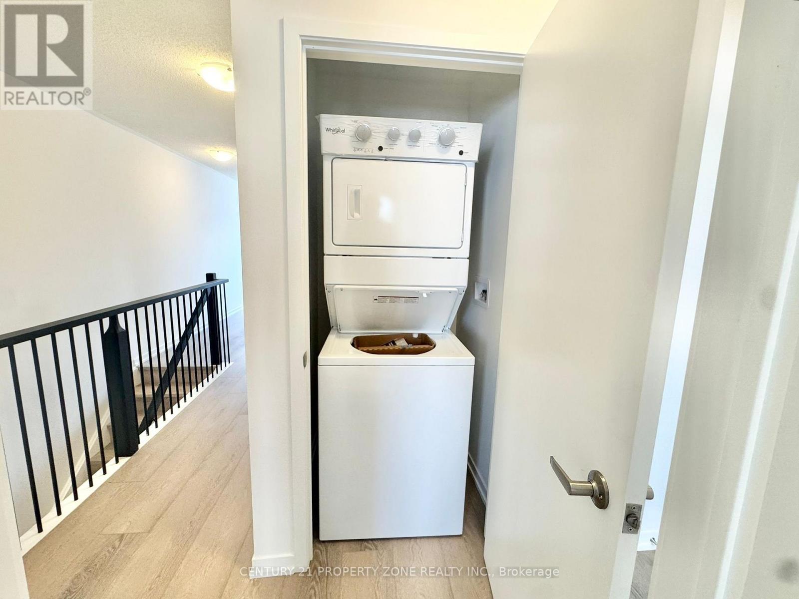 39 Kingbird Common, Cambridge, Ontario  N1R 5S2 - Photo 18 - X12841680