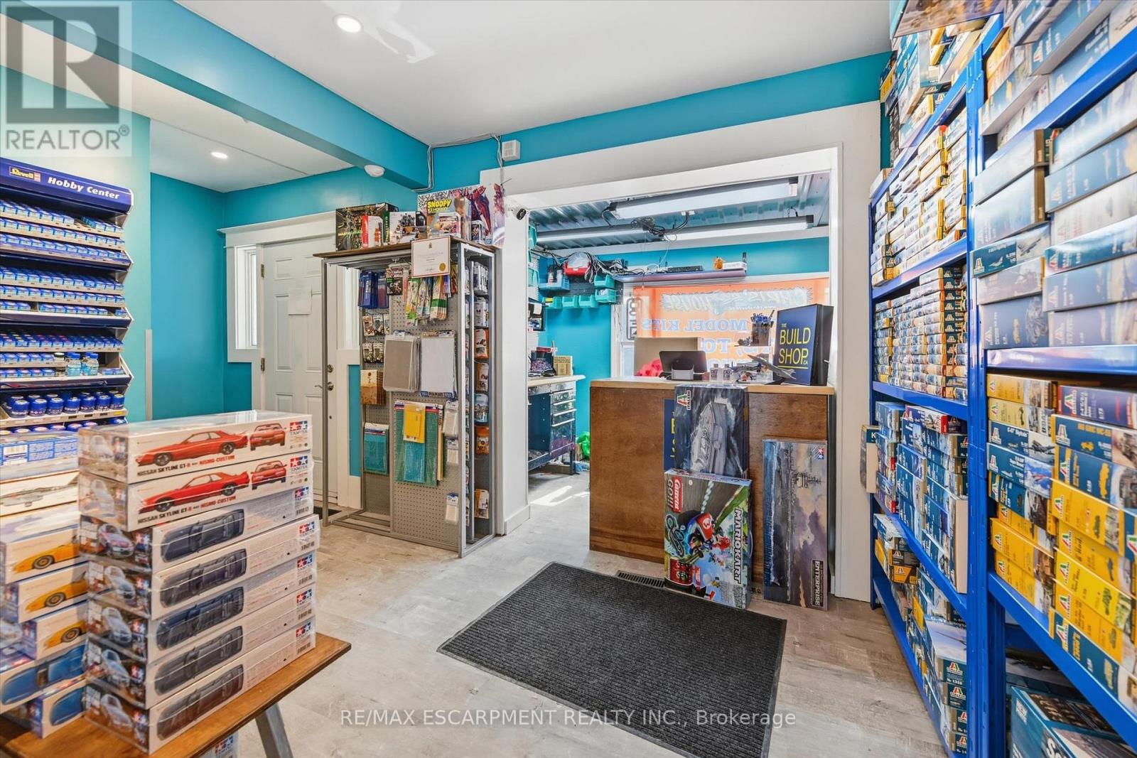 421 Concession Street, Hamilton, Ontario  L9A 1C1 - Photo 11 - X12841736