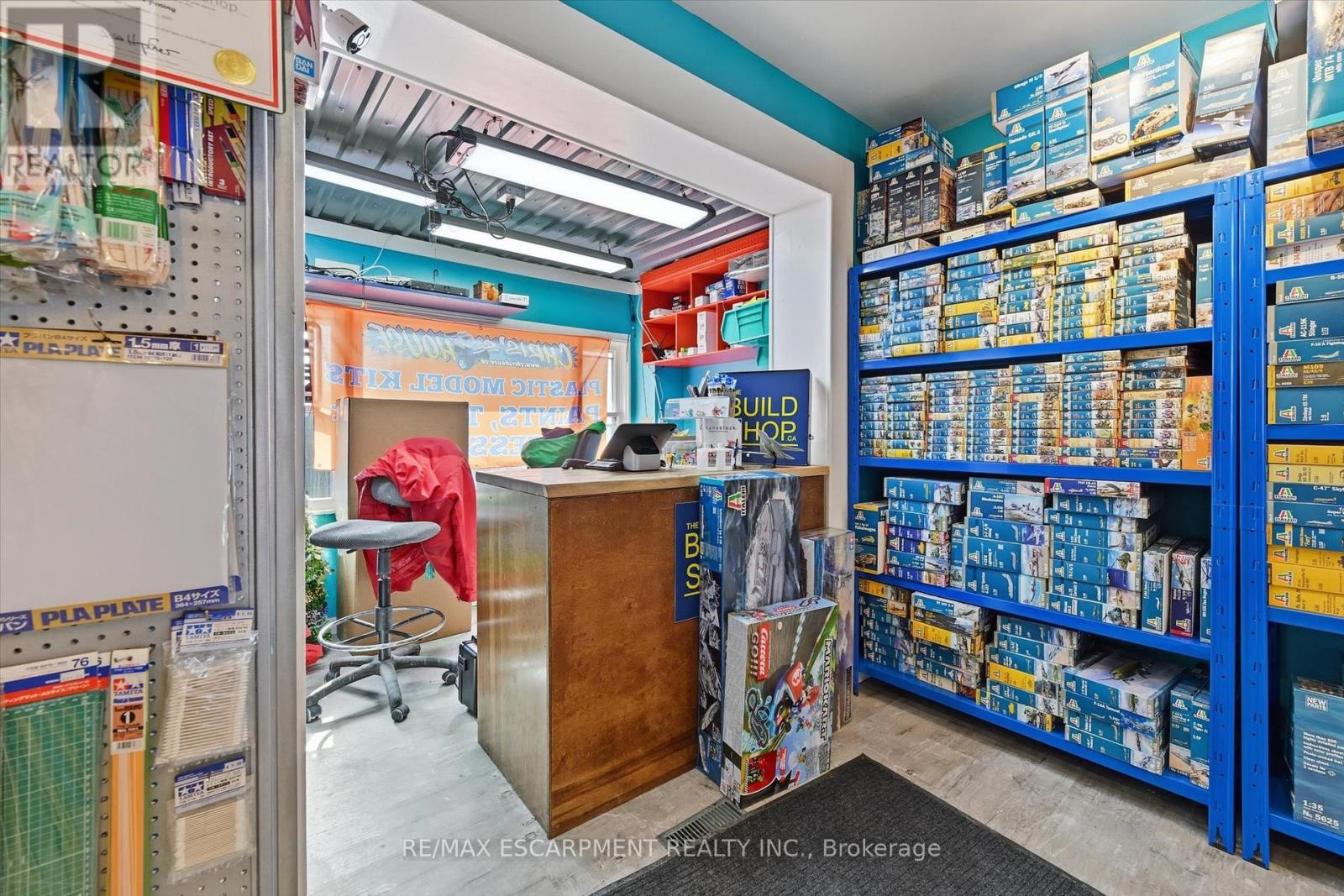 421 Concession Street, Hamilton, Ontario  L9A 1C1 - Photo 7 - X12841736