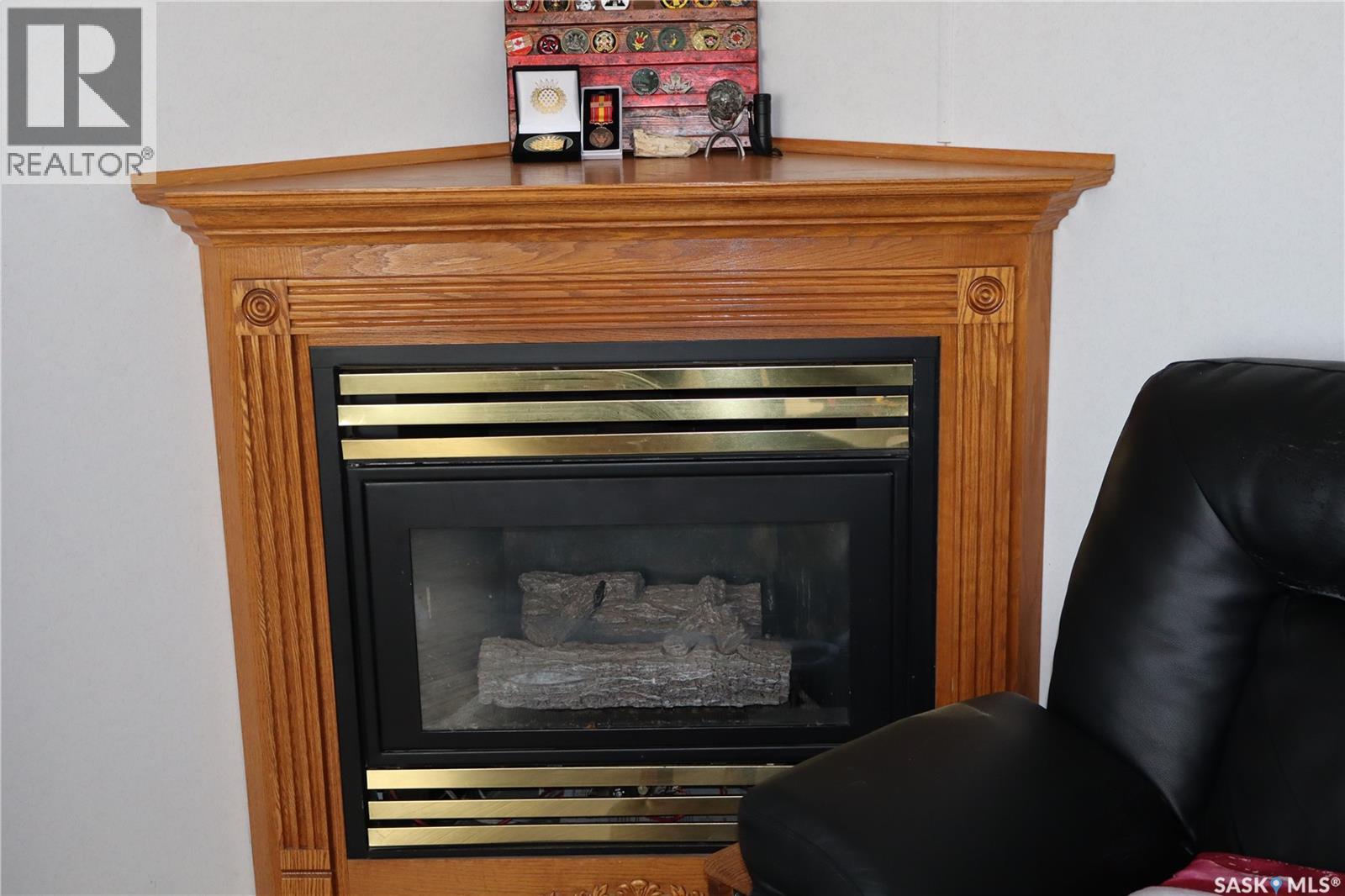 20 H Avenue, Willow Bunch, Saskatchewan  S0H 4K0 - Photo 9 - SK029537