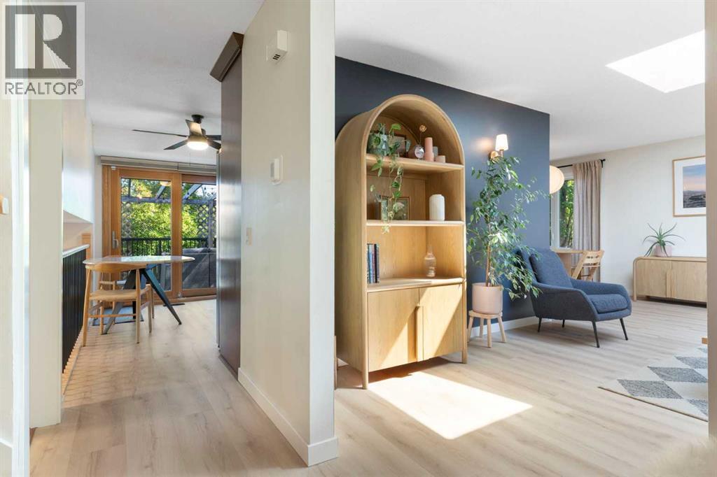 9308 26 Street Sw, Calgary, Alberta  T2V 4G9 - Photo 4 - A2270205