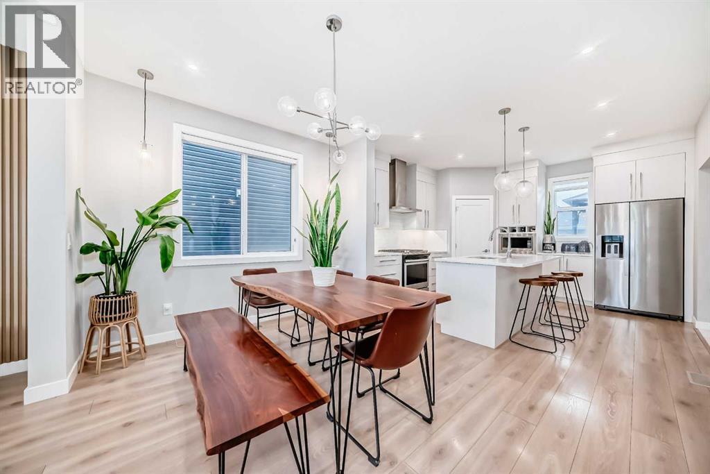 896 West Lakeview Drive, Chestermere, Alberta  T1X 1Z5 - Photo 11 - A2285365