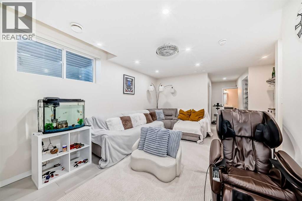 896 West Lakeview Drive, Chestermere, Alberta  T1X 1Z5 - Photo 29 - A2285365