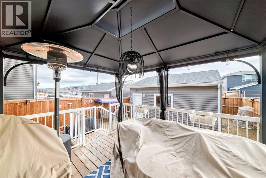 896 West Lakeview Drive, Chestermere, Alberta  T1X 1Z5 - Photo 35 - A2285365