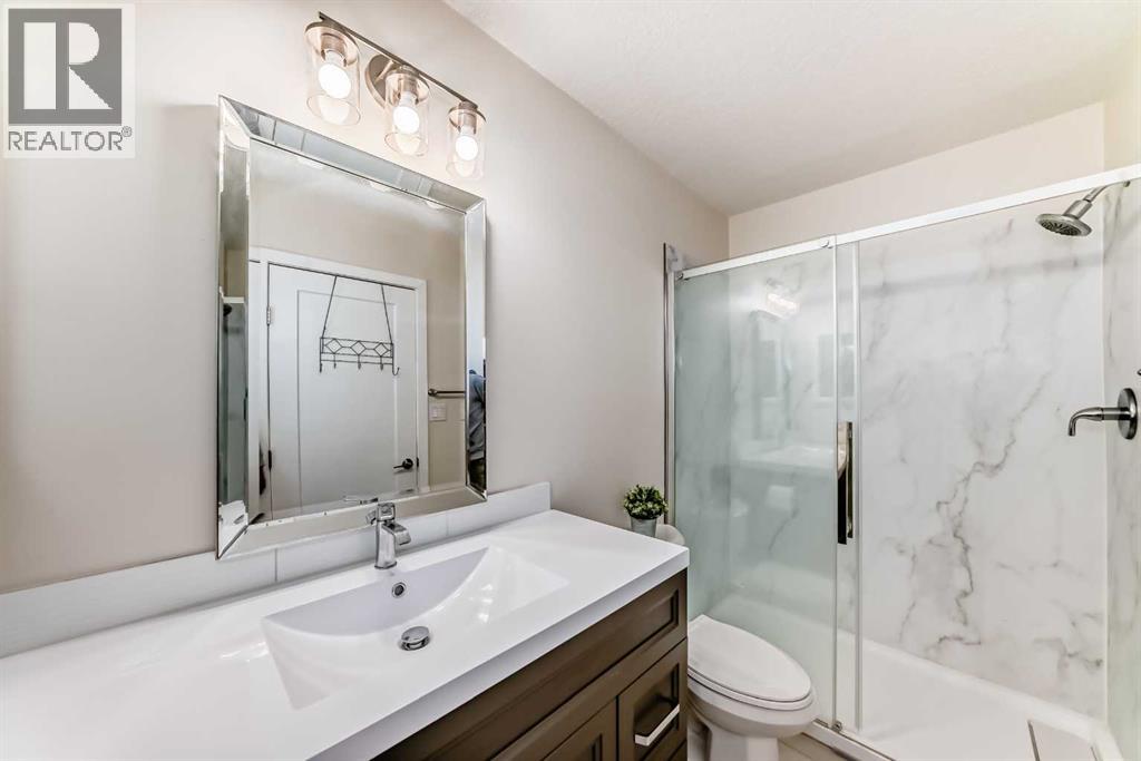 896 West Lakeview Drive, Chestermere, Alberta  T1X 1Z5 - Photo 34 - A2285365