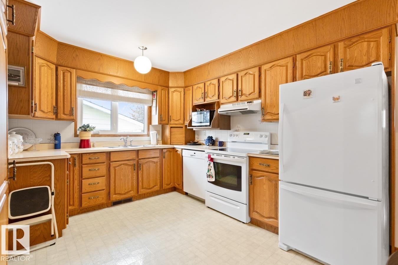 60 Peace River Dr, Devon, Alberta  T9G 1N4 - Photo 8 - E4475694