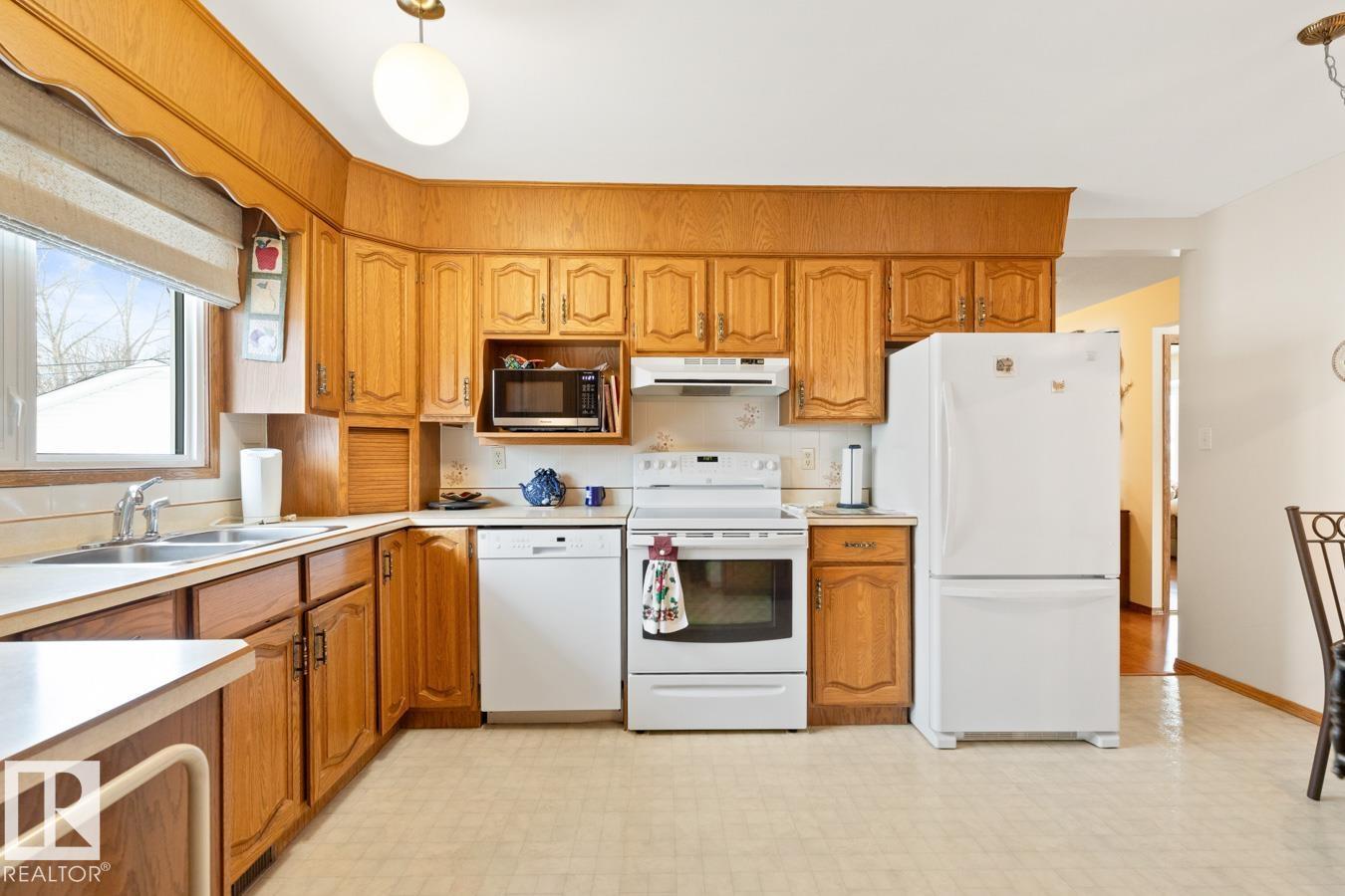 60 Peace River Dr, Devon, Alberta  T9G 1N4 - Photo 10 - E4475694