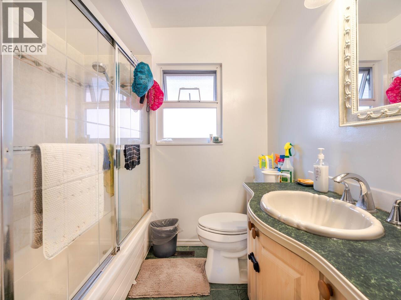 2216 E 41st Avenue, Vancouver, British Columbia  V5P 1L6 - Photo 11 - R3085346