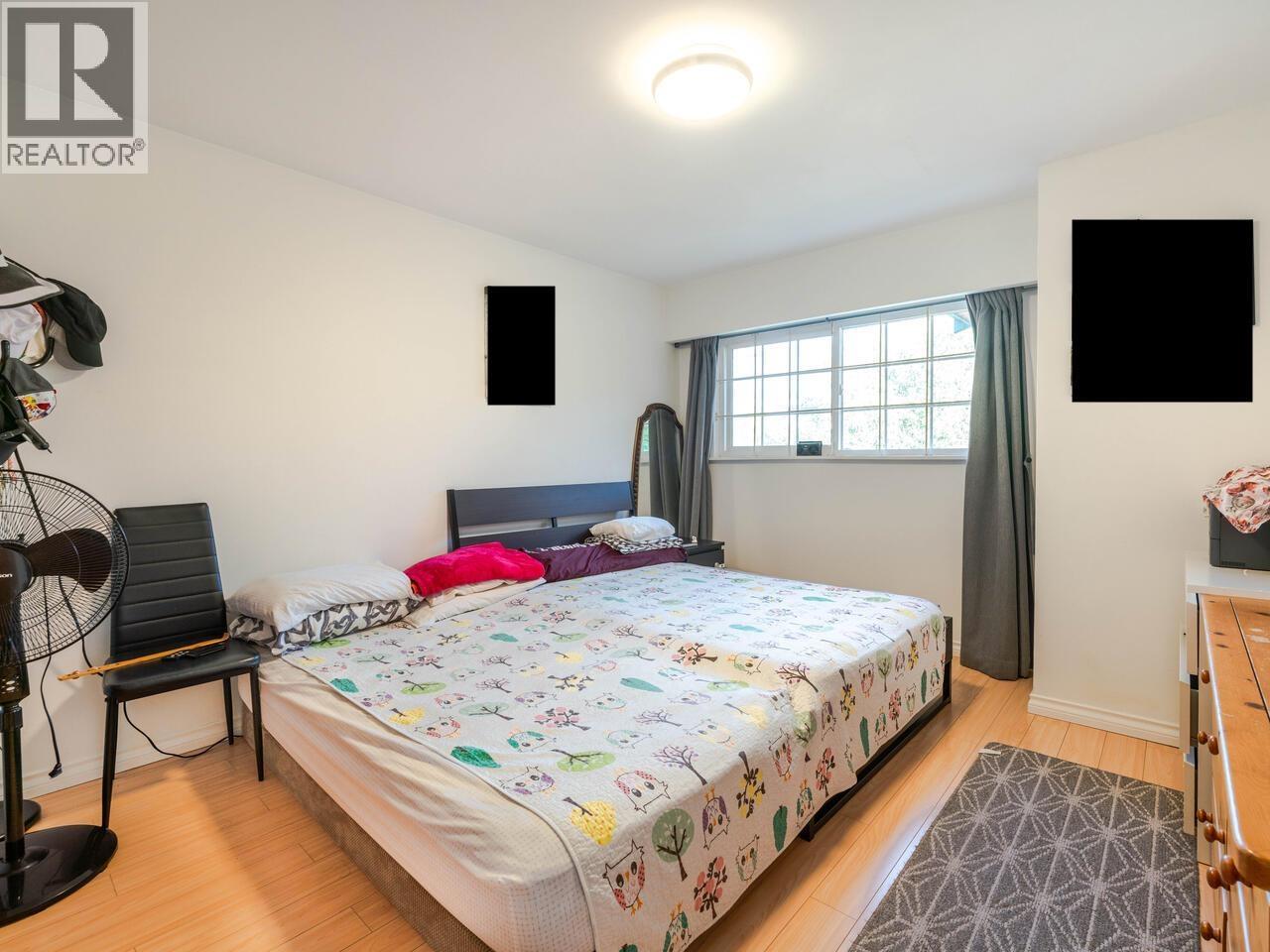 2216 E 41st Avenue, Vancouver, British Columbia  V5P 1L6 - Photo 9 - R3085346