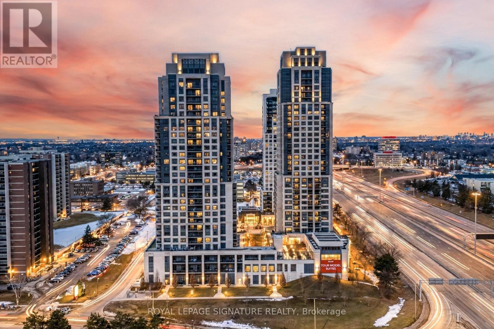 926 - 2 EVA ROAD E, Toronto, Ontario