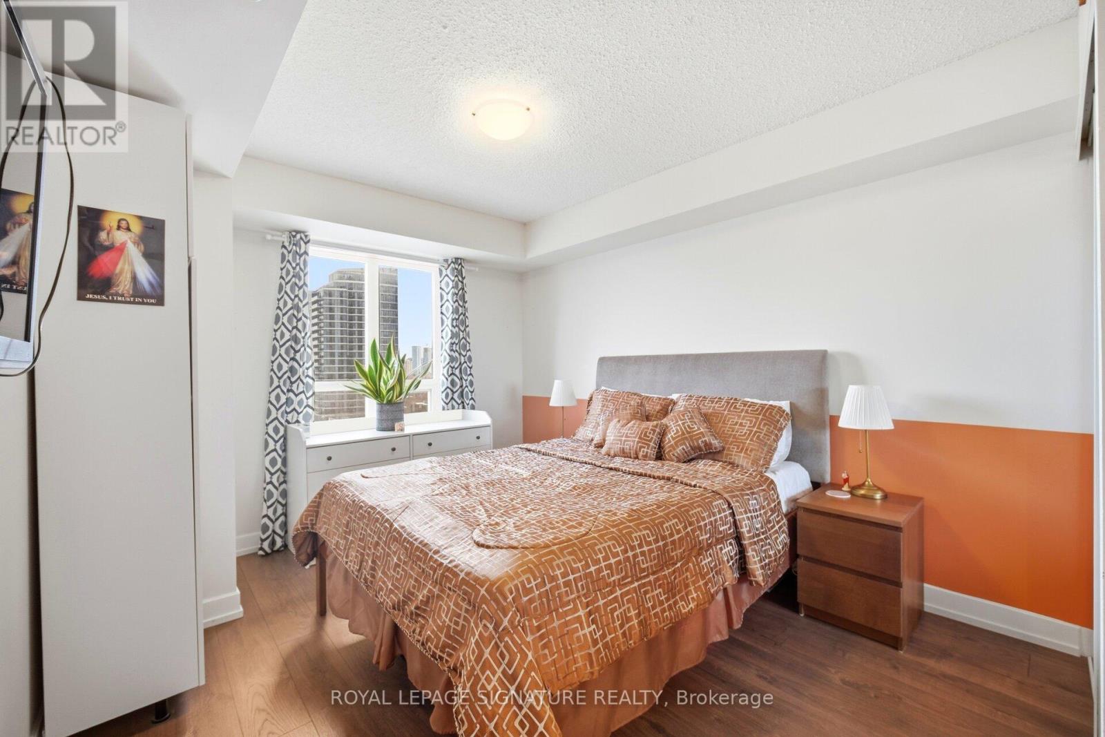 926 - 2 Eva Road E, Toronto, Ontario M9C 0A9 - Photo 15 - W12841710