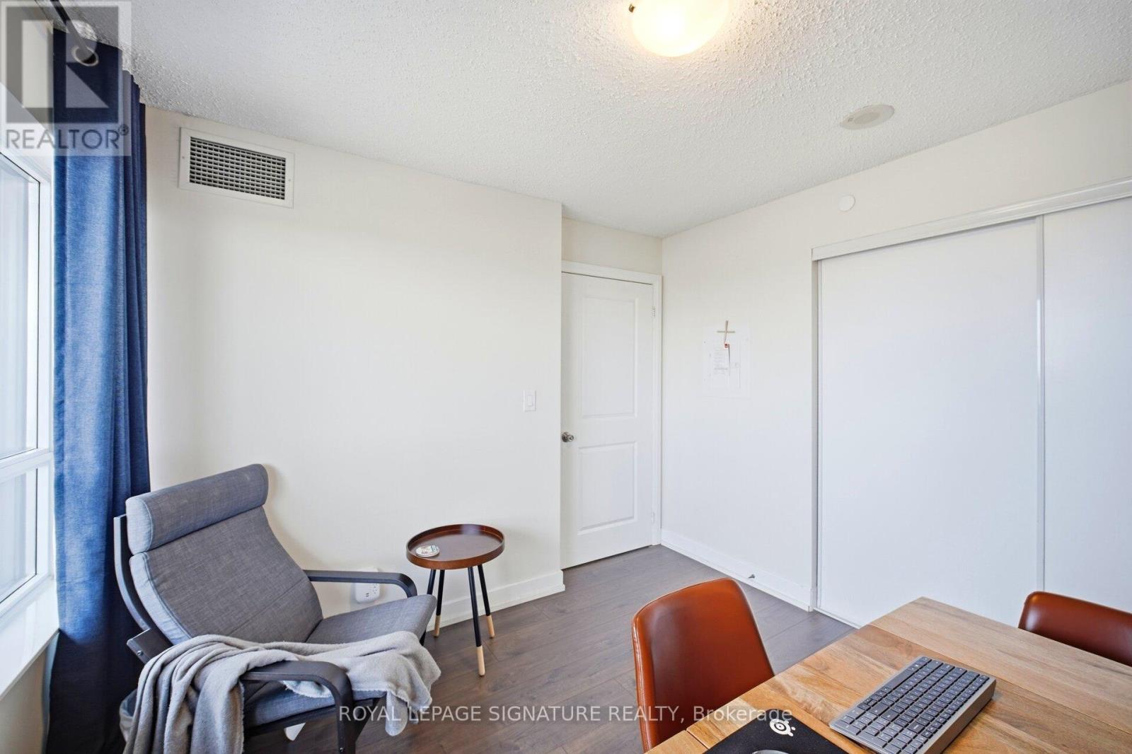 926 - 2 Eva Road E, Toronto, Ontario M9C 0A9 - Photo 19 - W12841710