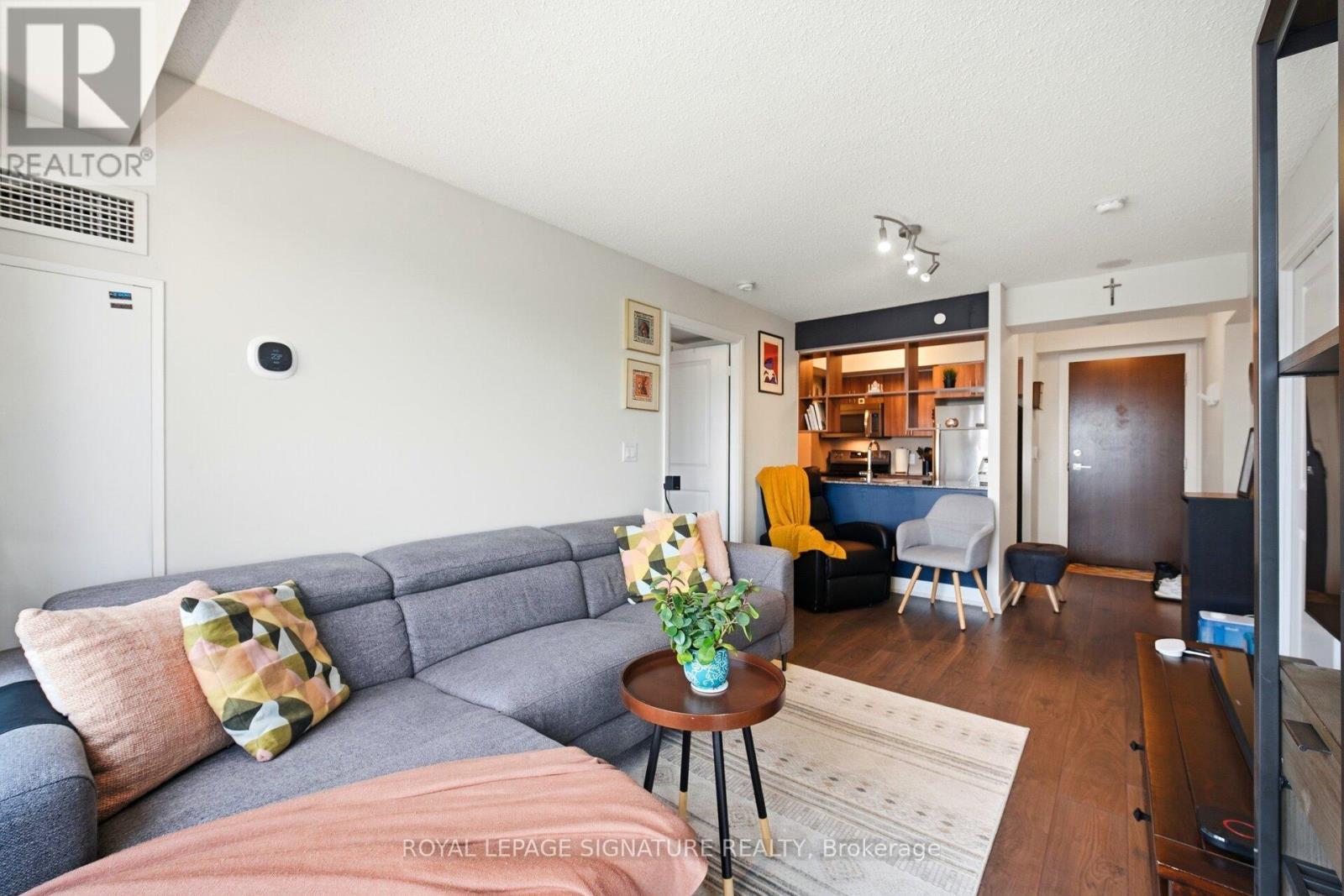 926 - 2 Eva Road E, Toronto, Ontario M9C 0A9 - Photo 14 - W12841710