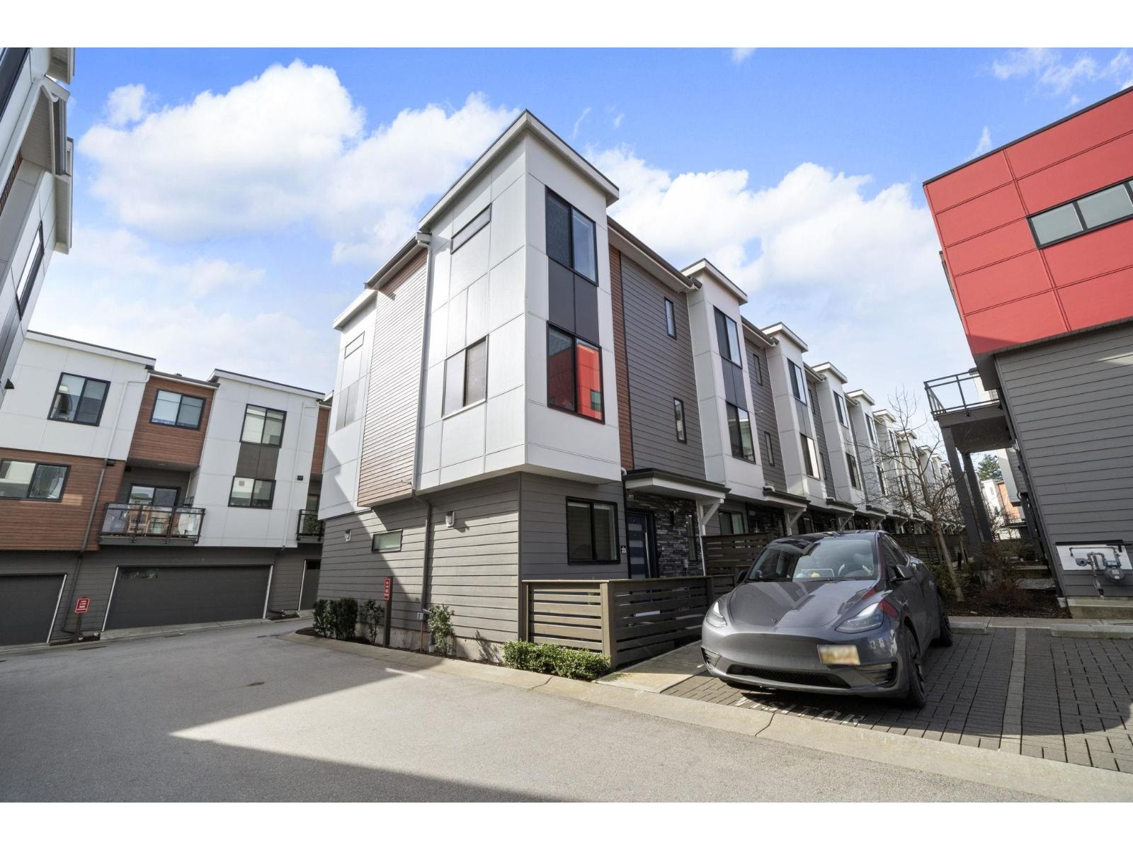 33 1639 162 Street, Surrey, British Columbia  V4A 4Y1 - Photo 1 - R3095711