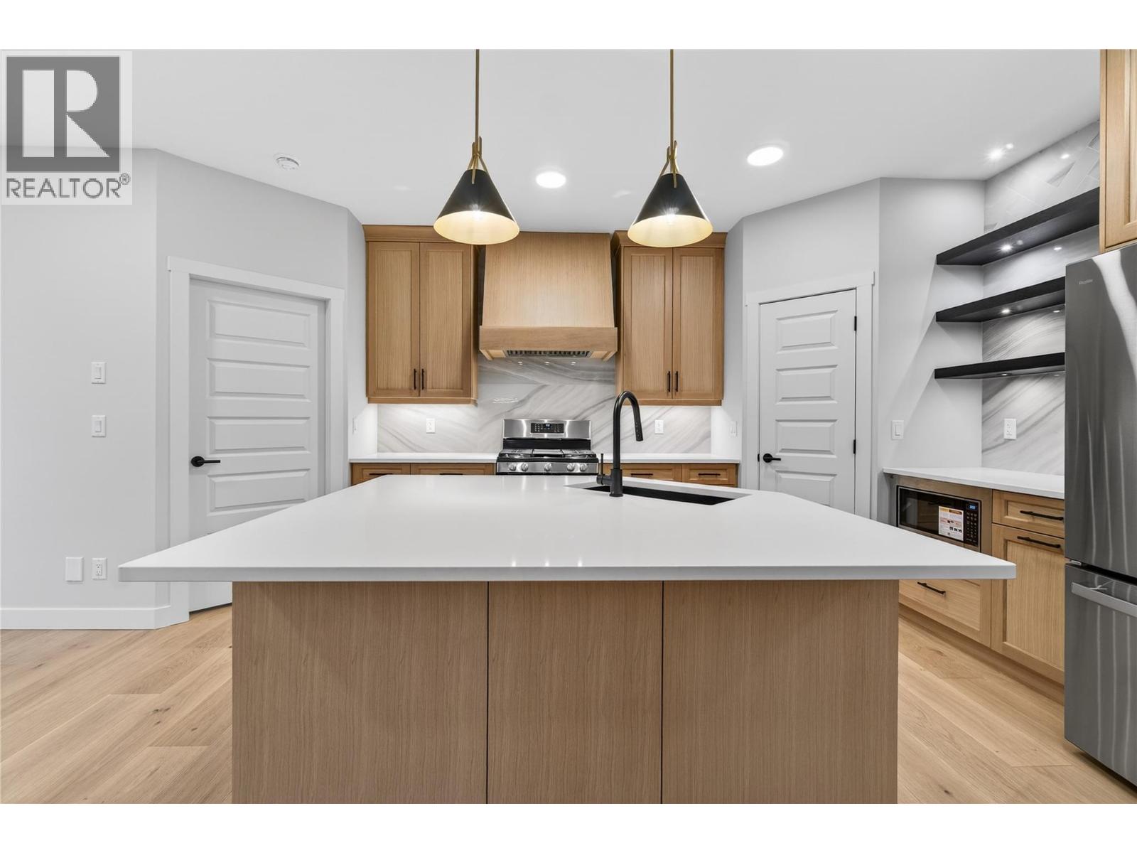 1840 10 Street Sw Unit# 17, Salmon Arm, British Columbia  V1E 0H2 - Photo 5 - 10366259