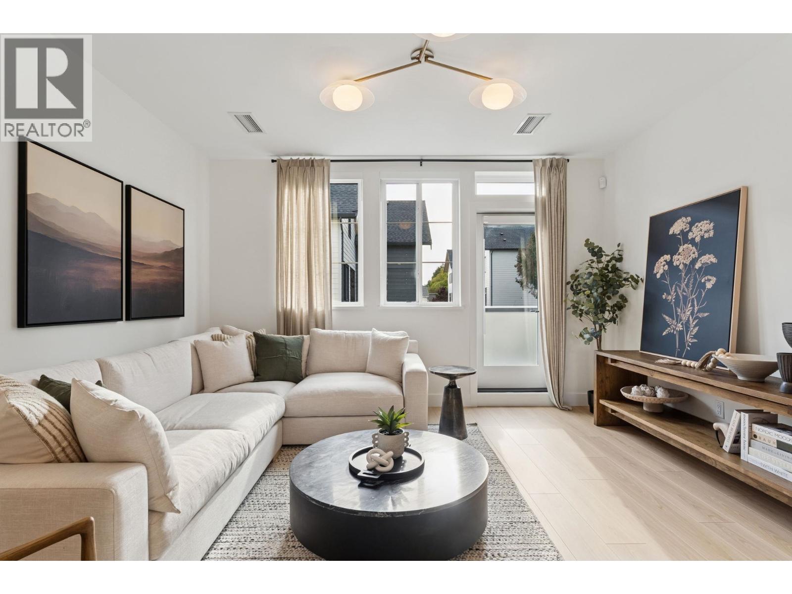 27 10188 NO. 1 ROAD, Richmond, British Columbia