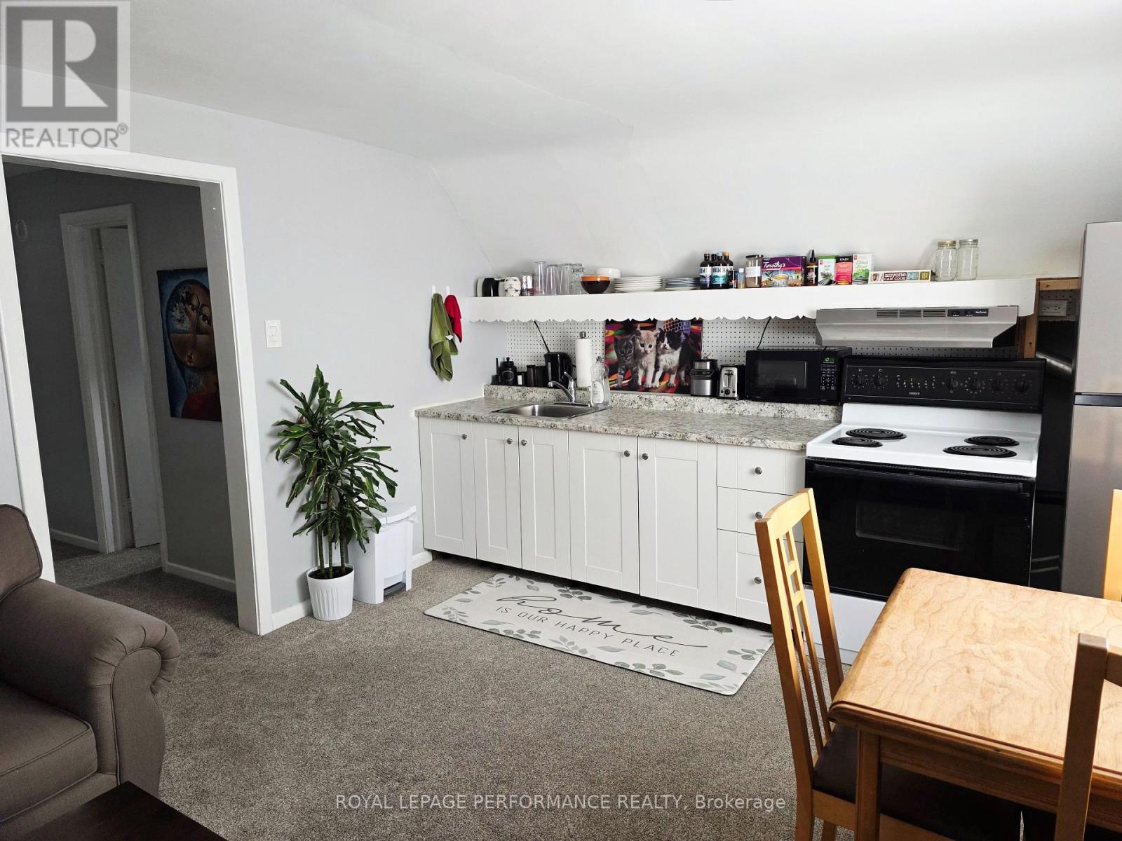 Apt. A - 623 Roosevelt Avenue, Ottawa, Ontario K2A 2A4 - Photo 7 - X12841838