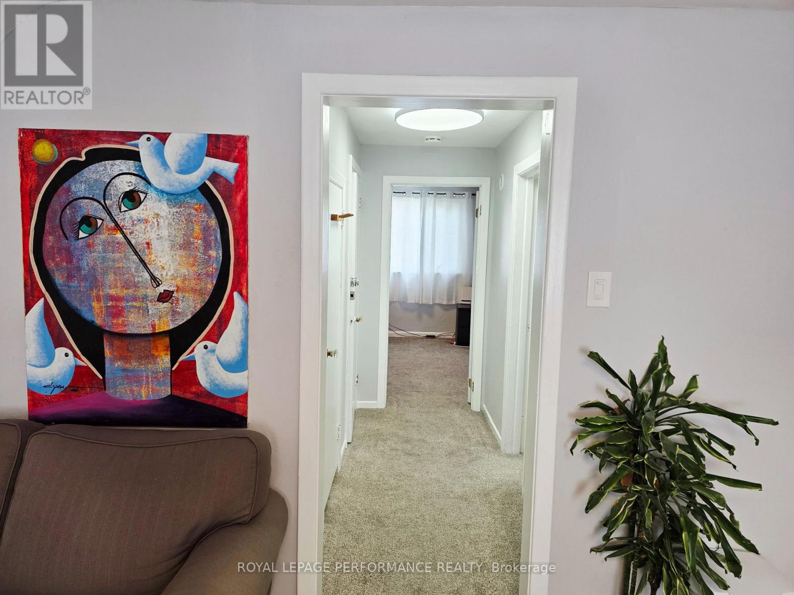 Apt. A - 623 Roosevelt Avenue, Ottawa, Ontario K2A 2A4 - Photo 8 - X12841838