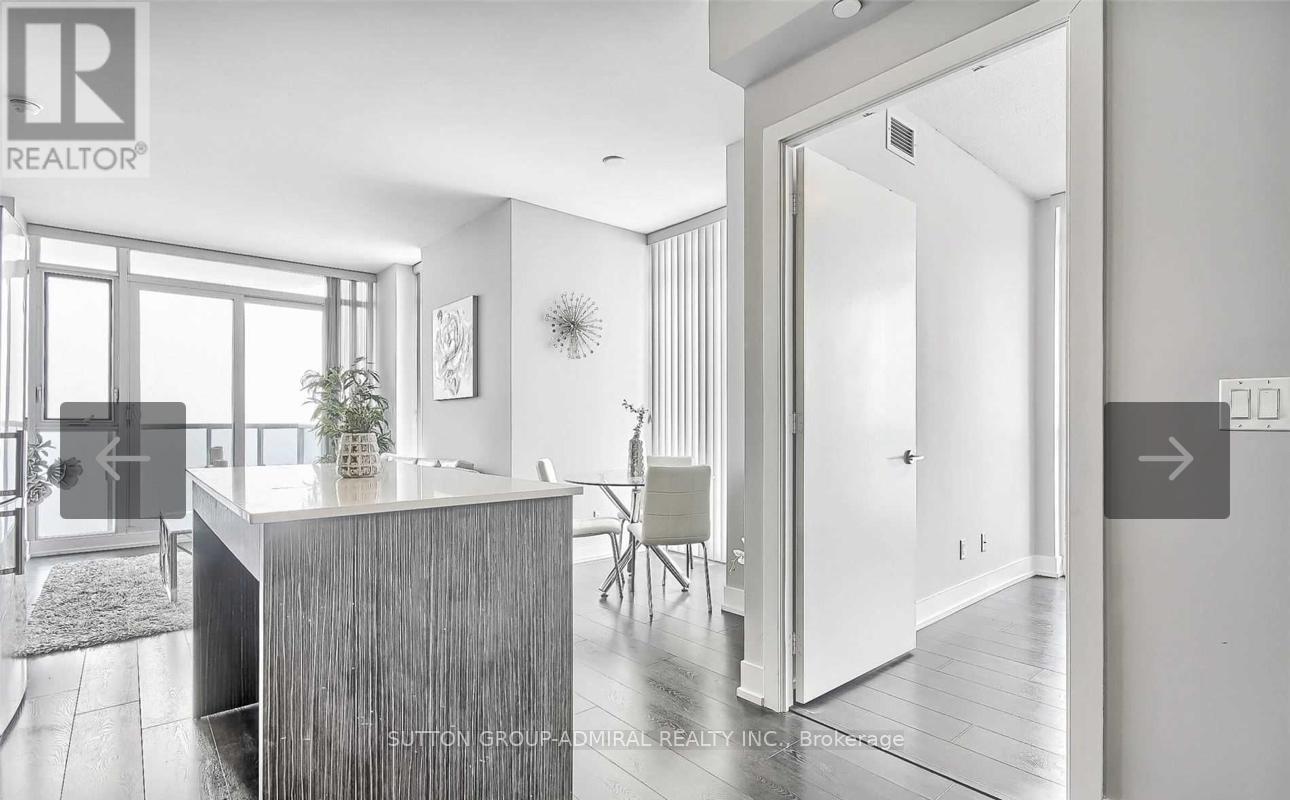 1207 - 9471 Yonge Street, Richmond Hill, Ontario  L4C 0Z5 - Photo 10 - N12696526